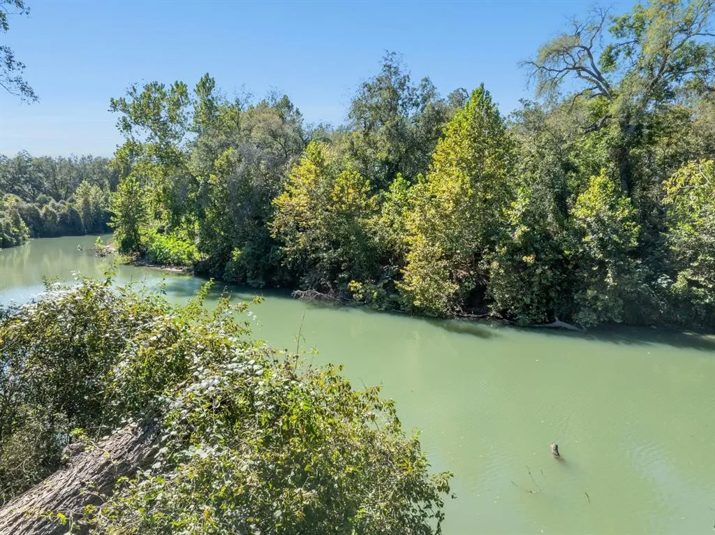 Ranch For Sale in Gonzales County , 5201 US Highway 90A W, Gonzales, Texas 78629, 0, 0, Garage spaces, 0 Sqft, built in 0, mls#21189956, Real Estate Agent in Gonzales, Homes For Sale in Gonzales county, Homes For Sale in Gonzales, Realtor in Gonzales Texas, Real Estate Brokerage Independent Realty Texas, Luminita Cordes Realtor