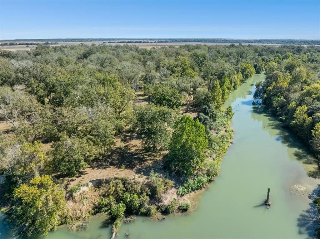 Ranch For Sale in Gonzales County , 5201 US Highway 90A W, Gonzales, Texas 78629, 0, 0, Garage spaces, 0 Sqft, built in 0, mls#21189956, Real Estate Agent in Gonzales, Homes For Sale in Gonzales county, Homes For Sale in Gonzales, Realtor in Gonzales Texas, Real Estate Brokerage Independent Realty Texas, Luminita Cordes Realtor