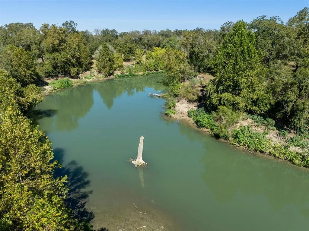 Ranch For Sale in Gonzales County , 5201 US Highway 90A W, Gonzales, Texas 78629, 0, 0, Garage spaces, 0 Sqft, built in 0, mls#21189956, Real Estate Agent in Gonzales, Homes For Sale in Gonzales county, Homes For Sale in Gonzales, Realtor in Gonzales Texas, Real Estate Brokerage Independent Realty Texas, Luminita Cordes Realtor