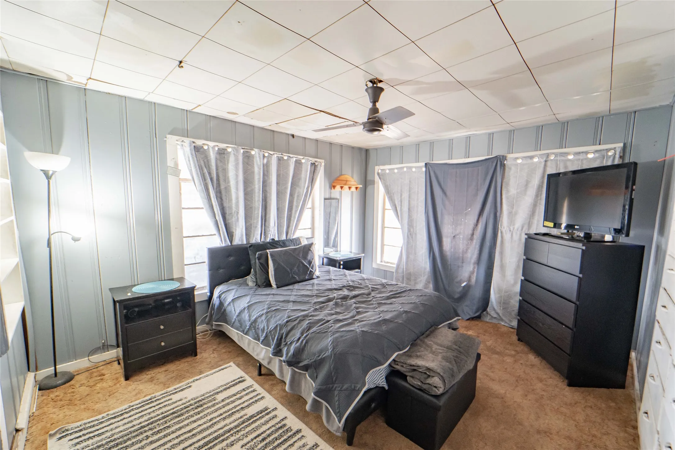 Single Family Residence For Sale in Stephens County , 1109 W Elm Street, Breckenridge, Texas 76424, 3 Bedroom, 1 Bathroom, 1 Garage spaces, 1,936 Sqft, built in 1936, mls#21186444, Real Estate Agent in Breckenridge, Homes For Sale in Stephens county, Homes For Sale in Breckenridge, Realtor in Breckenridge Texas, Real Estate Brokerage Independent Realty Texas, Luminita Cordes Realtor