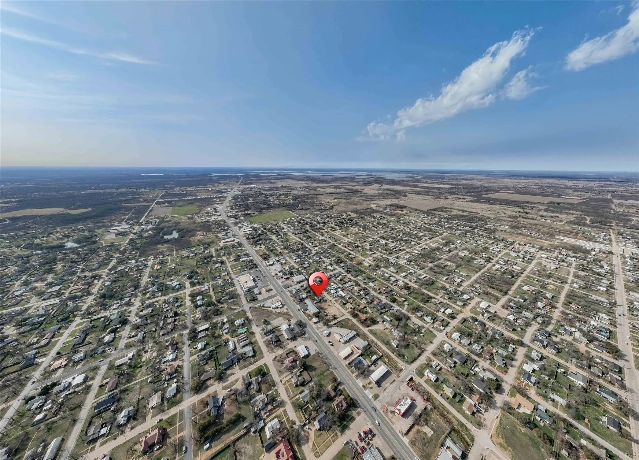 Single Family Residence For Sale in Stephens County , 1109 W Elm Street, Breckenridge, Texas 76424, 3 Bedroom, 1 Bathroom, 1 Garage spaces, 1,936 Sqft, built in 1936, mls#21186444, Real Estate Agent in Breckenridge, Homes For Sale in Stephens county, Homes For Sale in Breckenridge, Realtor in Breckenridge Texas, Real Estate Brokerage Independent Realty Texas, Luminita Cordes Realtor