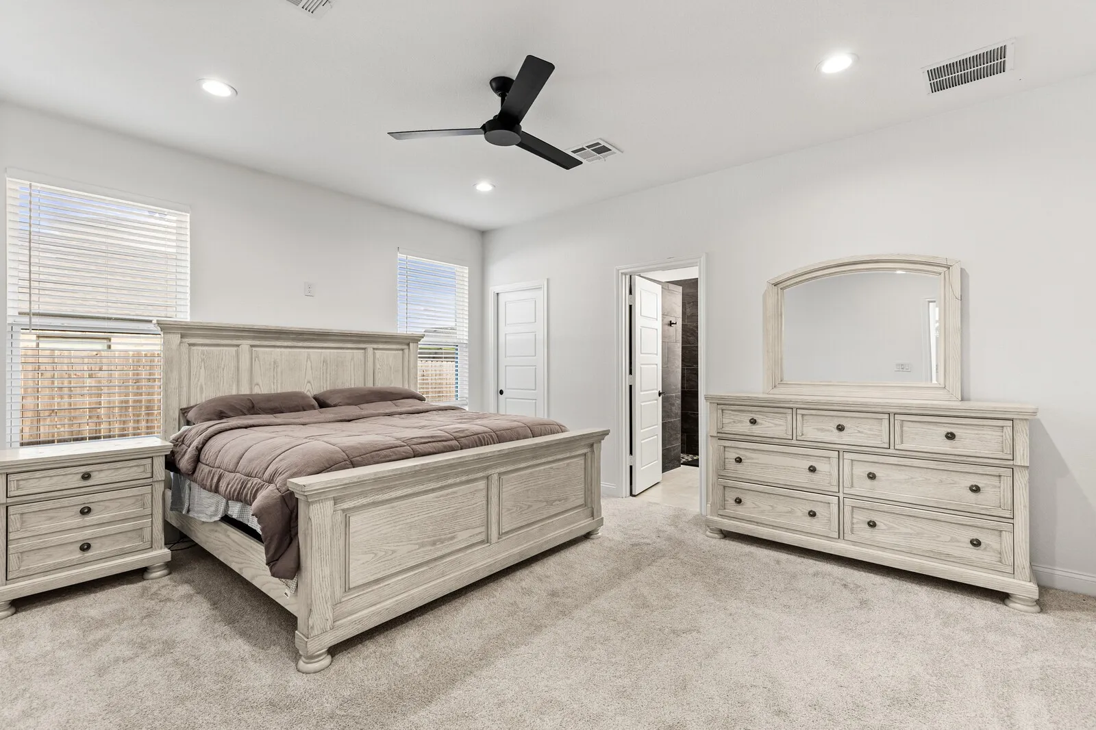 Single Family Residence For Sale in Mc Lennan County , 2217 Slocum Court, Waco, Texas 76655, 4 Bedroom, 3 Bathroom, 2 Garage spaces, 2,085 Sqft, built in 2023, mls#21188915, Real Estate Agent in Waco, Homes For Sale in Mc Lennan county, Homes For Sale in Waco, Realtor in Waco Texas, Real Estate Brokerage Independent Realty Texas, Luminita Cordes Realtor