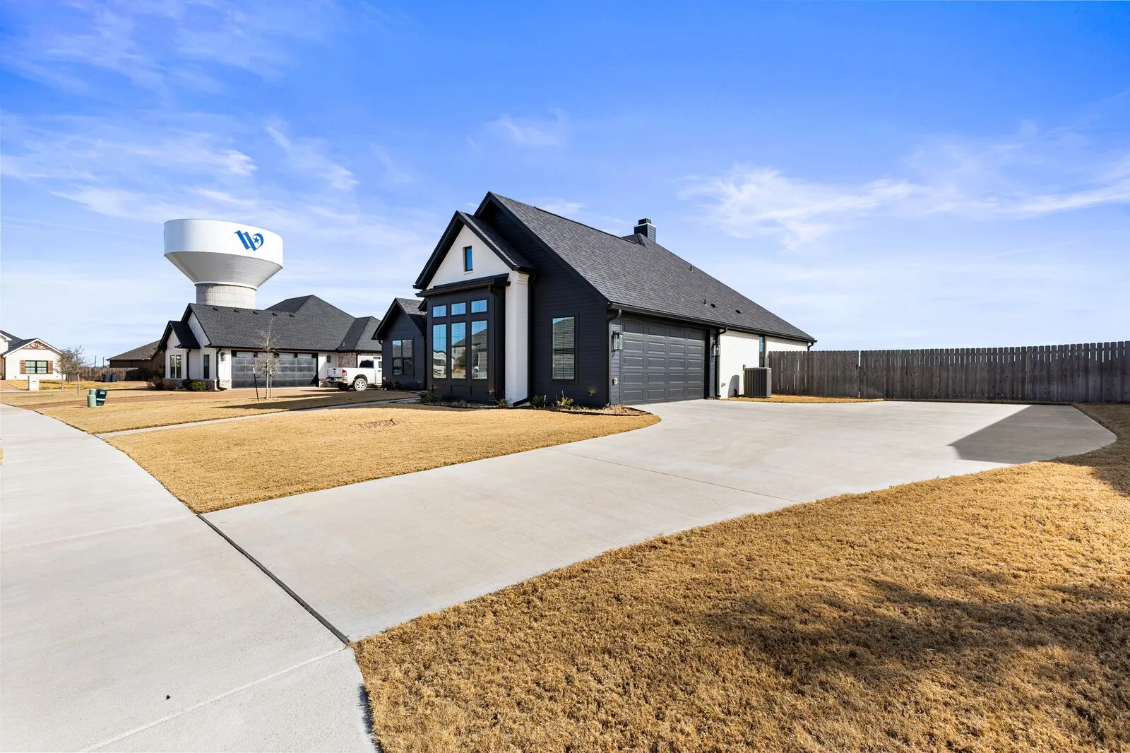 Single Family Residence For Sale in Mc Lennan County , 2217 Slocum Court, Waco, Texas 76655, 4 Bedroom, 3 Bathroom, 2 Garage spaces, 2,085 Sqft, built in 2023, mls#21188915, Real Estate Agent in Waco, Homes For Sale in Mc Lennan county, Homes For Sale in Waco, Realtor in Waco Texas, Real Estate Brokerage Independent Realty Texas, Luminita Cordes Realtor
