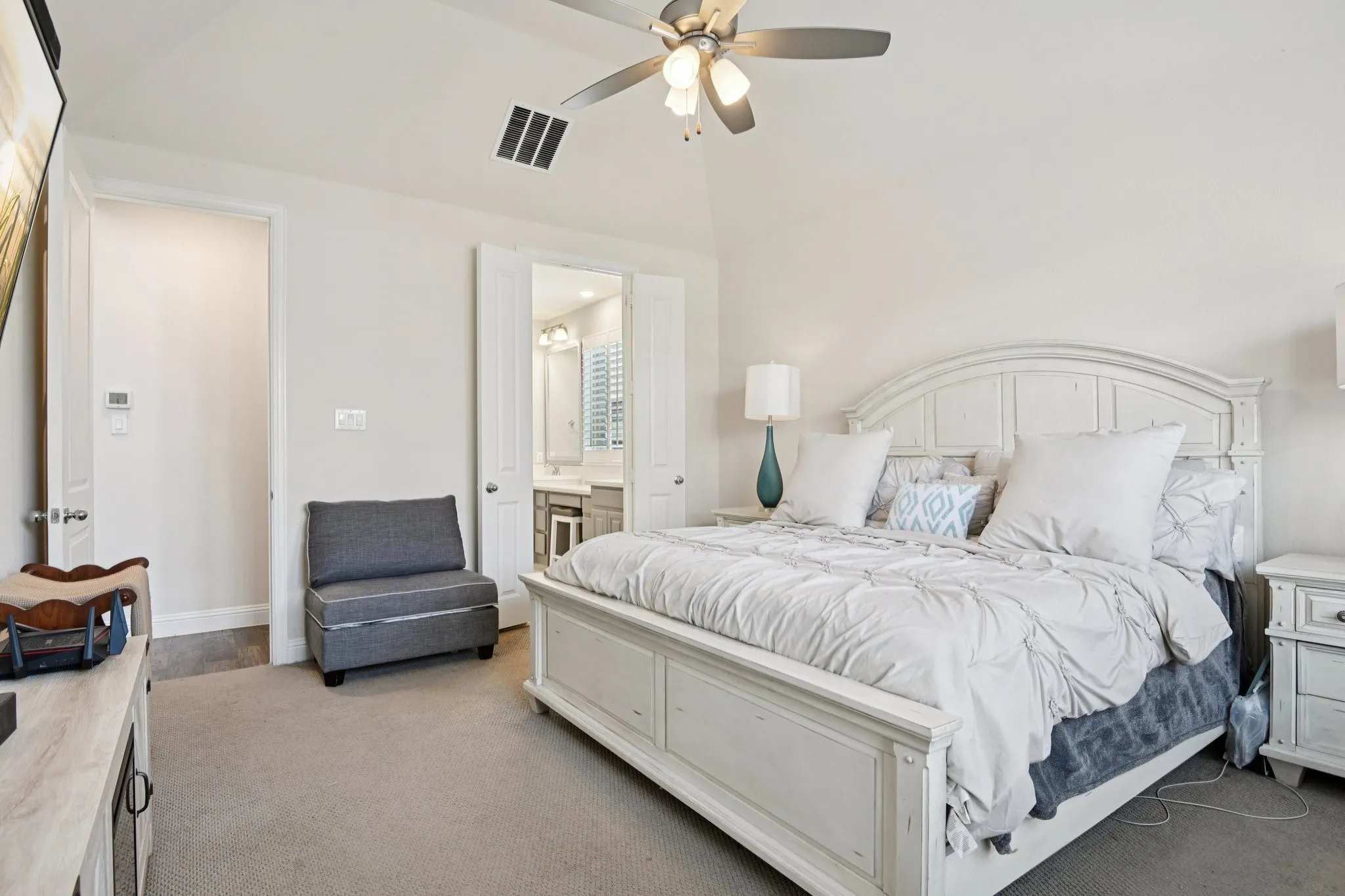 Single Family Residence For Sale in Collin County , 8520 Backwater Bay Cove, Mc Kinney, Texas 75071, 5 Bedroom, 5 Bathroom, 2 Garage spaces, 3,233 Sqft, built in 2018, mls#21184109, Real Estate Agent in Mc Kinney, Homes For Sale in Collin county, Homes For Sale in Mc Kinney, Realtor in Mc Kinney Texas, Real Estate Brokerage Independent Realty Texas, Luminita Cordes Realtor