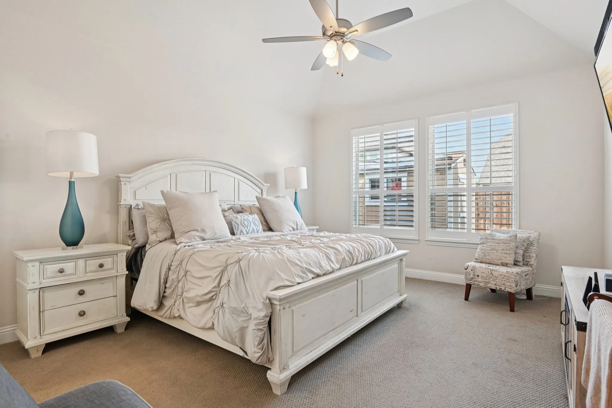 Single Family Residence For Sale in Collin County , 8520 Backwater Bay Cove, Mc Kinney, Texas 75071, 5 Bedroom, 5 Bathroom, 2 Garage spaces, 3,233 Sqft, built in 2018, mls#21184109, Real Estate Agent in Mc Kinney, Homes For Sale in Collin county, Homes For Sale in Mc Kinney, Realtor in Mc Kinney Texas, Real Estate Brokerage Independent Realty Texas, Luminita Cordes Realtor