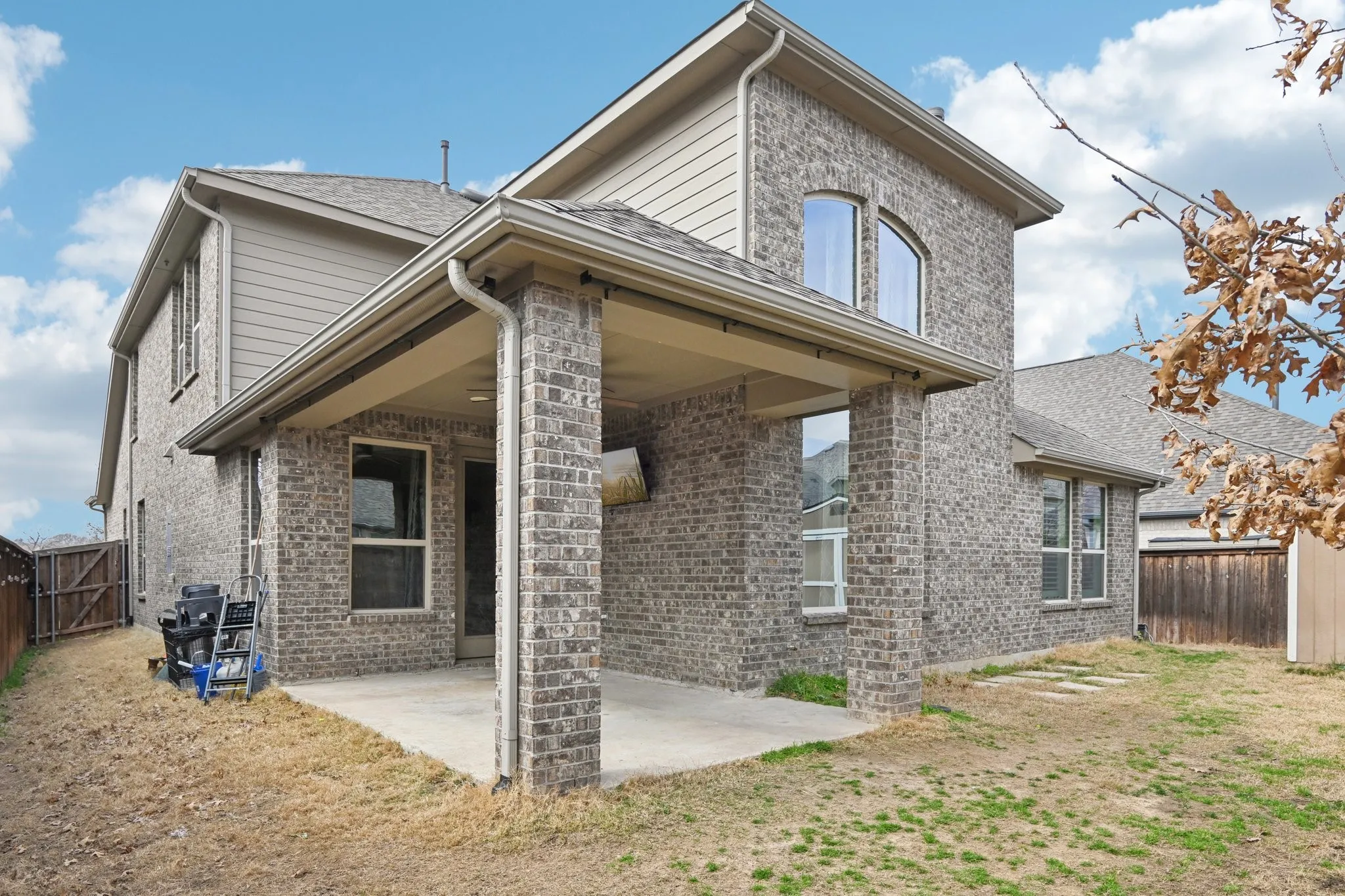 Single Family Residence For Sale in Collin County , 8520 Backwater Bay Cove, Mc Kinney, Texas 75071, 5 Bedroom, 5 Bathroom, 2 Garage spaces, 3,233 Sqft, built in 2018, mls#21184109, Real Estate Agent in Mc Kinney, Homes For Sale in Collin county, Homes For Sale in Mc Kinney, Realtor in Mc Kinney Texas, Real Estate Brokerage Independent Realty Texas, Luminita Cordes Realtor
