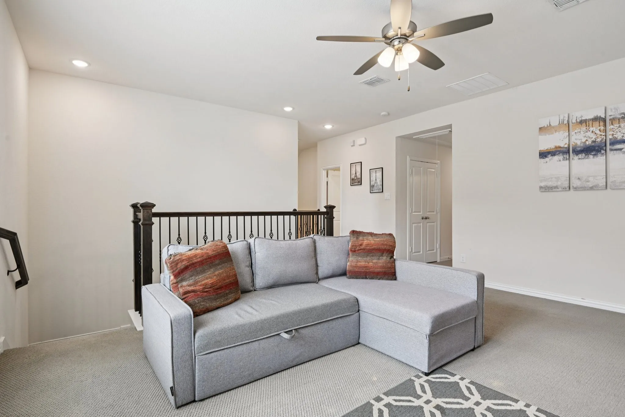 Single Family Residence For Sale in Collin County , 8520 Backwater Bay Cove, Mc Kinney, Texas 75071, 5 Bedroom, 5 Bathroom, 2 Garage spaces, 3,233 Sqft, built in 2018, mls#21184109, Real Estate Agent in Mc Kinney, Homes For Sale in Collin county, Homes For Sale in Mc Kinney, Realtor in Mc Kinney Texas, Real Estate Brokerage Independent Realty Texas, Luminita Cordes Realtor