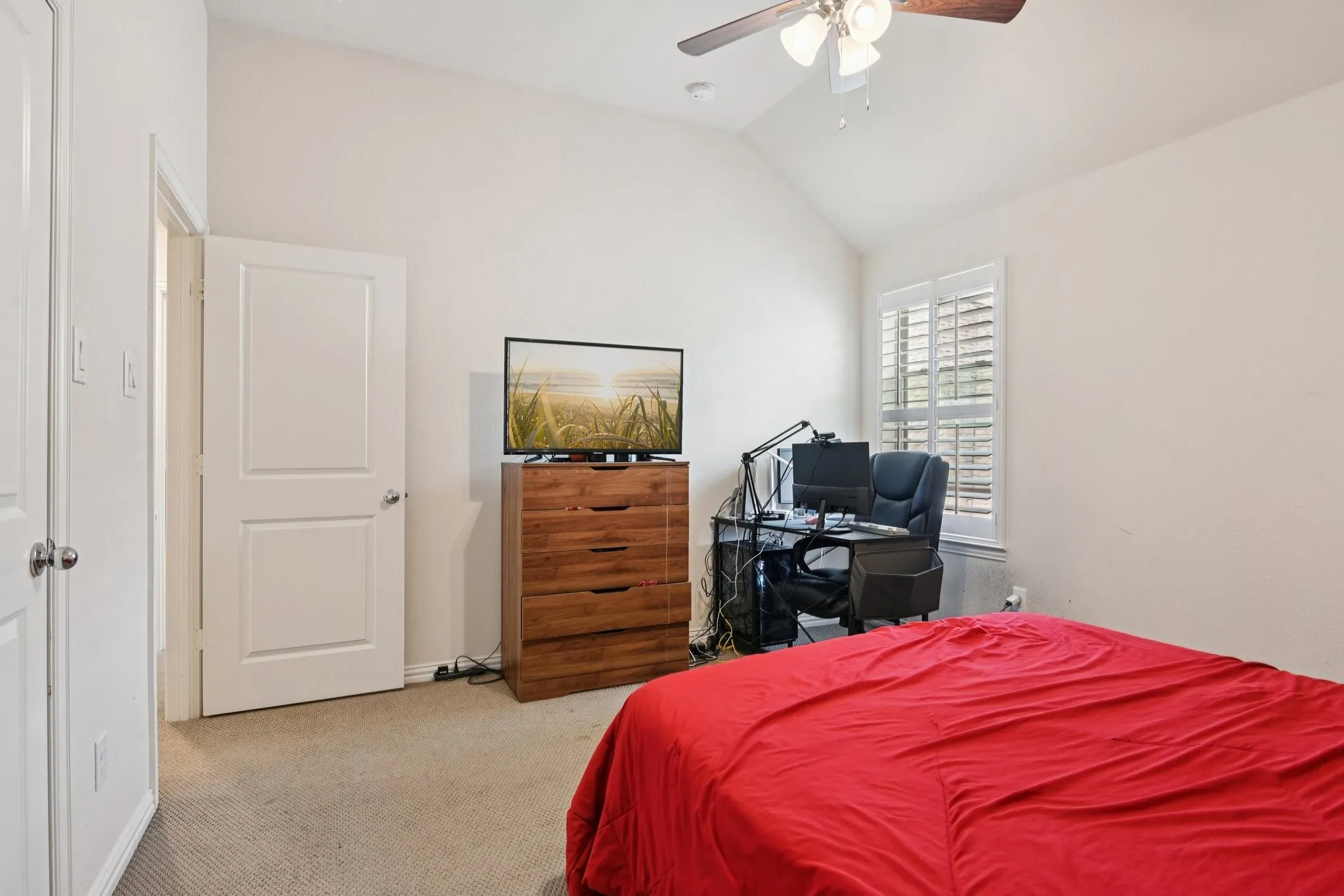 Single Family Residence For Sale in Collin County , 8520 Backwater Bay Cove, Mc Kinney, Texas 75071, 5 Bedroom, 5 Bathroom, 2 Garage spaces, 3,233 Sqft, built in 2018, mls#21184109, Real Estate Agent in Mc Kinney, Homes For Sale in Collin county, Homes For Sale in Mc Kinney, Realtor in Mc Kinney Texas, Real Estate Brokerage Independent Realty Texas, Luminita Cordes Realtor