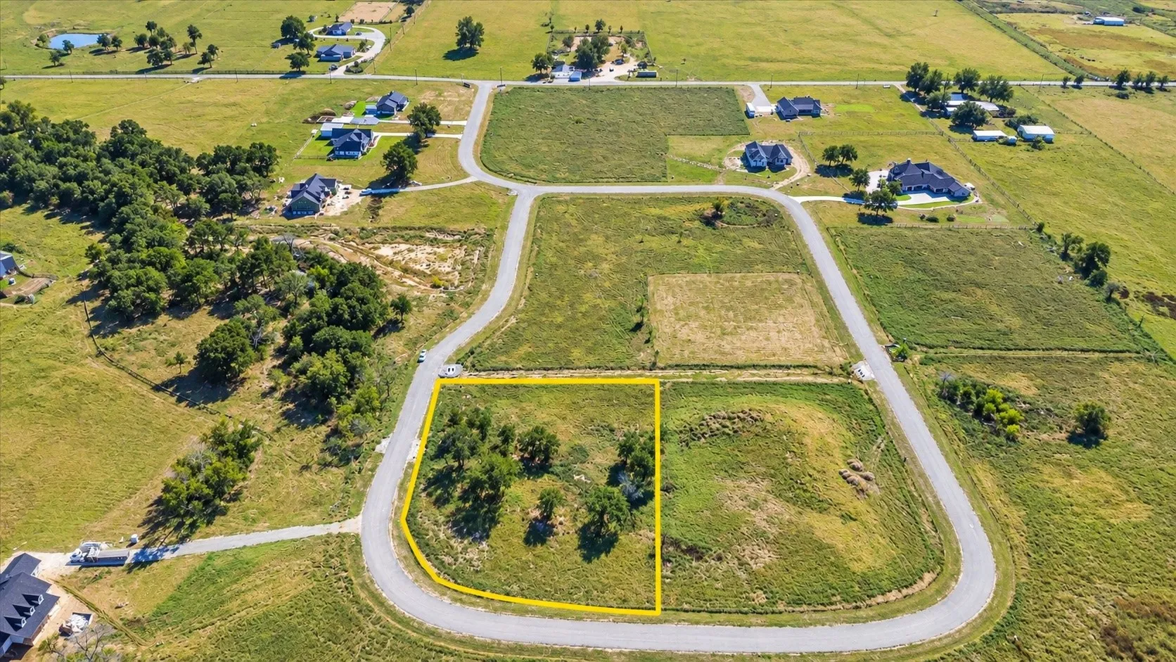 Unimproved Land For Sale in Grayson County , 2235 Sundance, Whitesboro, Texas 76273, 0, 0, Garage spaces, 0 Sqft, built in 0, mls#21188251, Real Estate Agent in Whitesboro, Homes For Sale in Grayson county, Homes For Sale in Whitesboro, Realtor in Whitesboro Texas, Real Estate Brokerage Independent Realty Texas, Luminita Cordes Realtor