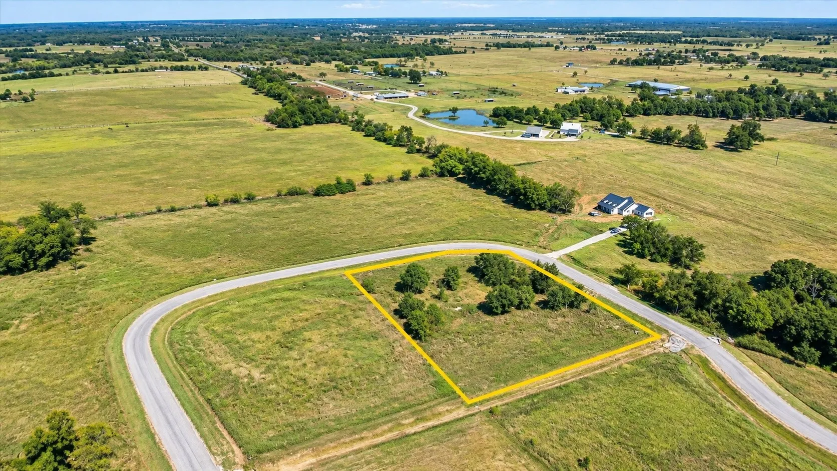 Unimproved Land For Sale in Grayson County , 2235 Sundance, Whitesboro, Texas 76273, 0, 0, Garage spaces, 0 Sqft, built in 0, mls#21188251, Real Estate Agent in Whitesboro, Homes For Sale in Grayson county, Homes For Sale in Whitesboro, Realtor in Whitesboro Texas, Real Estate Brokerage Independent Realty Texas, Luminita Cordes Realtor
