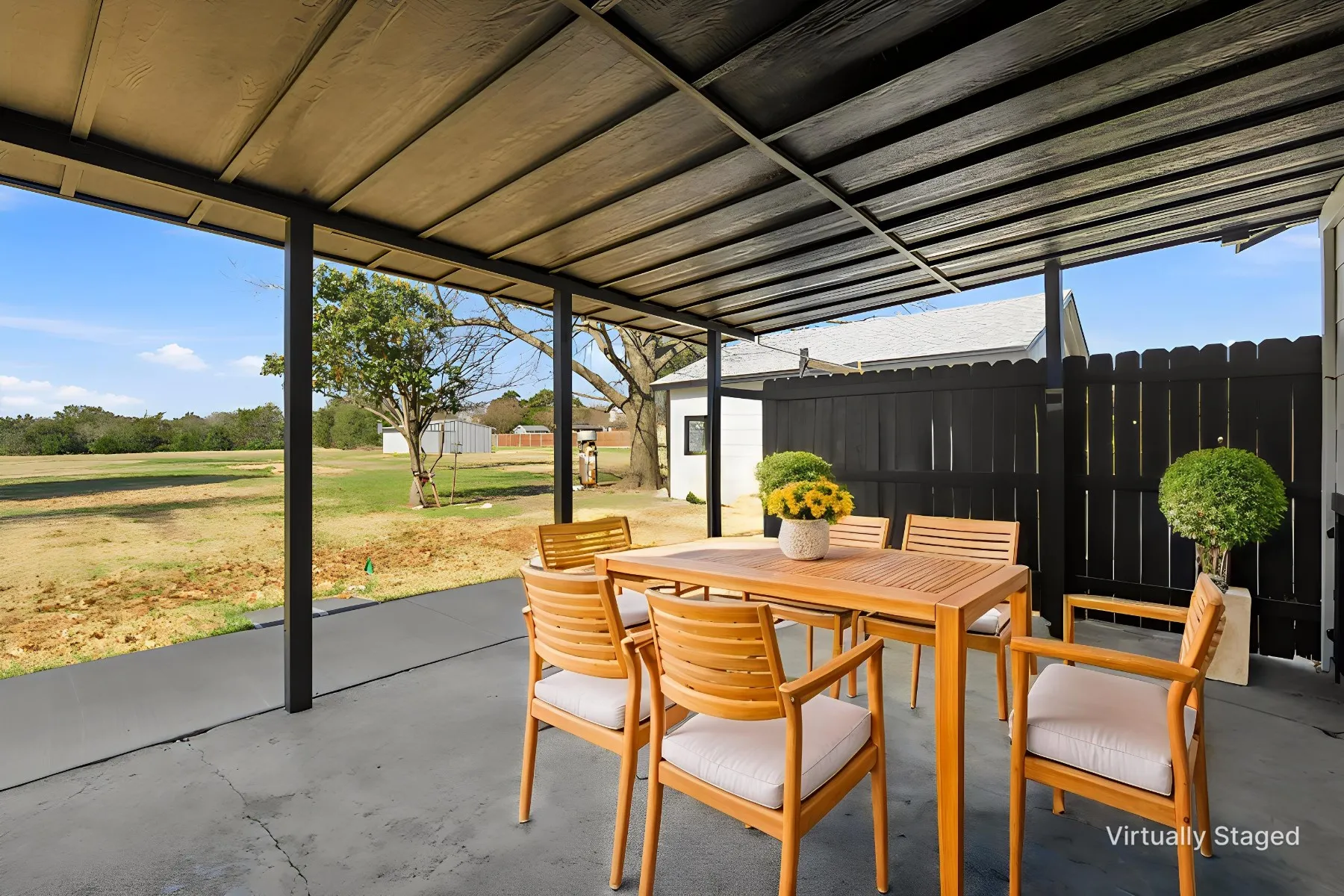Single Family Residence For Sale in Mc Lennan County , 901 S Old Robinson Road, Robinson, Texas 76706, 4 Bedrooms, 2 Bathrooms, 2 Garage spaces, 1,543 Sqft, built in 1950, Price $369,900, mls#21190161, Real Estate Agent in Robinson, Homes For Sale in Mc Lennan county, Homes For Sale in Robinson, Realtor in Robinson Texas, Real Estate Brokerage Independent Realty Texas, Luminita Cordes Realtor