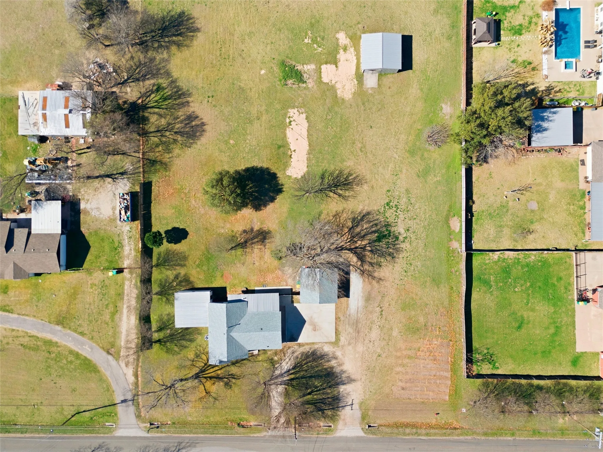 Single Family Residence For Sale in Mc Lennan County , 901 S Old Robinson Road, Robinson, Texas 76706, 4 Bedrooms, 2 Bathrooms, 2 Garage spaces, 1,543 Sqft, built in 1950, Price $369,900, mls#21190161, Real Estate Agent in Robinson, Homes For Sale in Mc Lennan county, Homes For Sale in Robinson, Realtor in Robinson Texas, Real Estate Brokerage Independent Realty Texas, Luminita Cordes Realtor