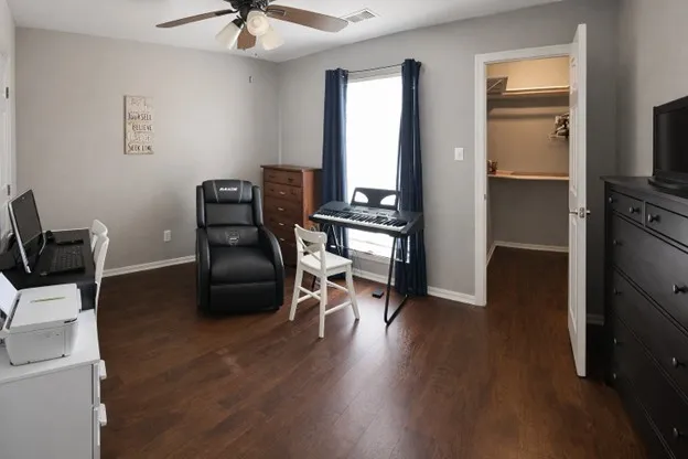 Single Family Residence For Sale in Parker County , 4600 Lone Star Road, Poolville, Texas 76487, 4 Bedroom, 3 Bathroom, 2 Garage spaces, 2,264 Sqft, built in 1998, mls#21186003, Real Estate Agent in Poolville, Homes For Sale in Parker county, Homes For Sale in Poolville, Realtor in Poolville Texas, Real Estate Brokerage Independent Realty Texas, Luminita Cordes Realtor