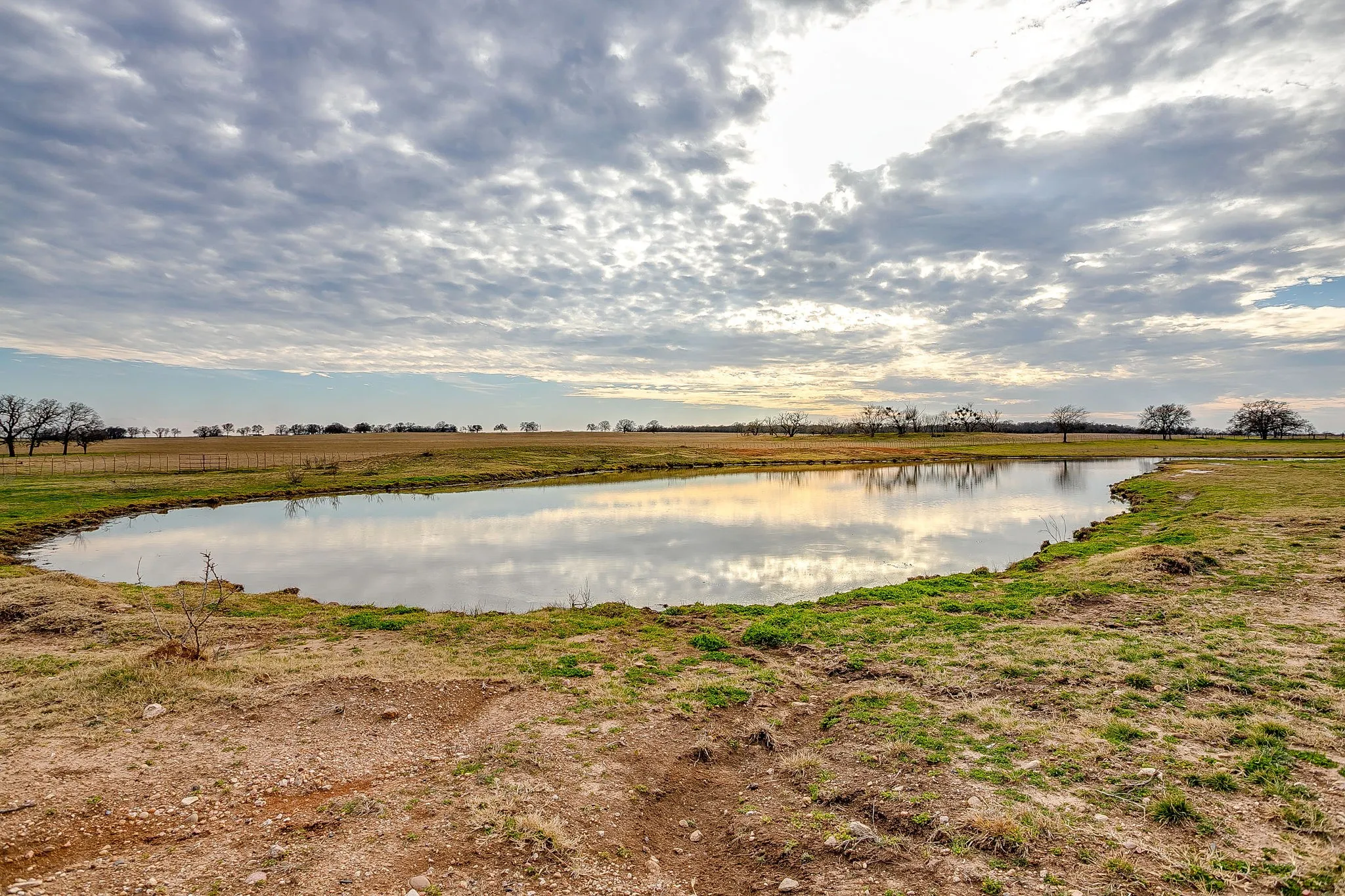 Farm For Sale in Parker County , 2220 Lazy Bend Road, Millsap, Texas 76066, 3 Bedroom, 3 Bathroom, 2 Garage spaces, 1,932 Sqft, built in 2009, mls#21184839, Real Estate Agent in Millsap, Homes For Sale in Parker county, Homes For Sale in Millsap, Realtor in Millsap Texas, Real Estate Brokerage Independent Realty Texas, Luminita Cordes Realtor