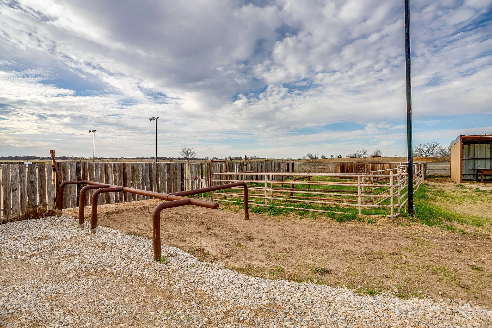 Farm For Sale in Parker County , 2220 Lazy Bend Road, Millsap, Texas 76066, 3 Bedroom, 3 Bathroom, 2 Garage spaces, 1,932 Sqft, built in 2009, mls#21184839, Real Estate Agent in Millsap, Homes For Sale in Parker county, Homes For Sale in Millsap, Realtor in Millsap Texas, Real Estate Brokerage Independent Realty Texas, Luminita Cordes Realtor