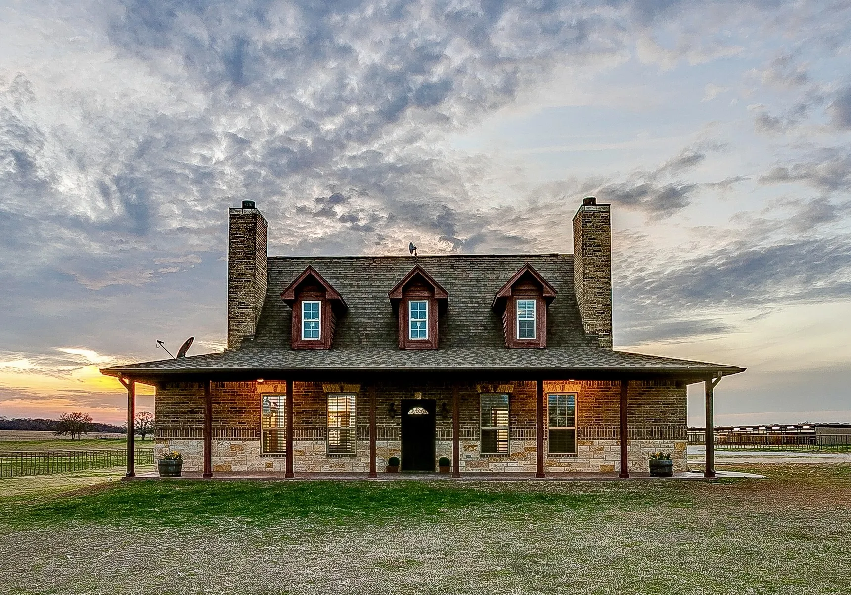 Farm For Sale in Parker County , 2220 Lazy Bend Road, Millsap, Texas 76066, 3 Bedroom, 3 Bathroom, 2 Garage spaces, 1,932 Sqft, built in 2009, mls#21184839, Real Estate Agent in Millsap, Homes For Sale in Parker county, Homes For Sale in Millsap, Realtor in Millsap Texas, Real Estate Brokerage Independent Realty Texas, Luminita Cordes Realtor