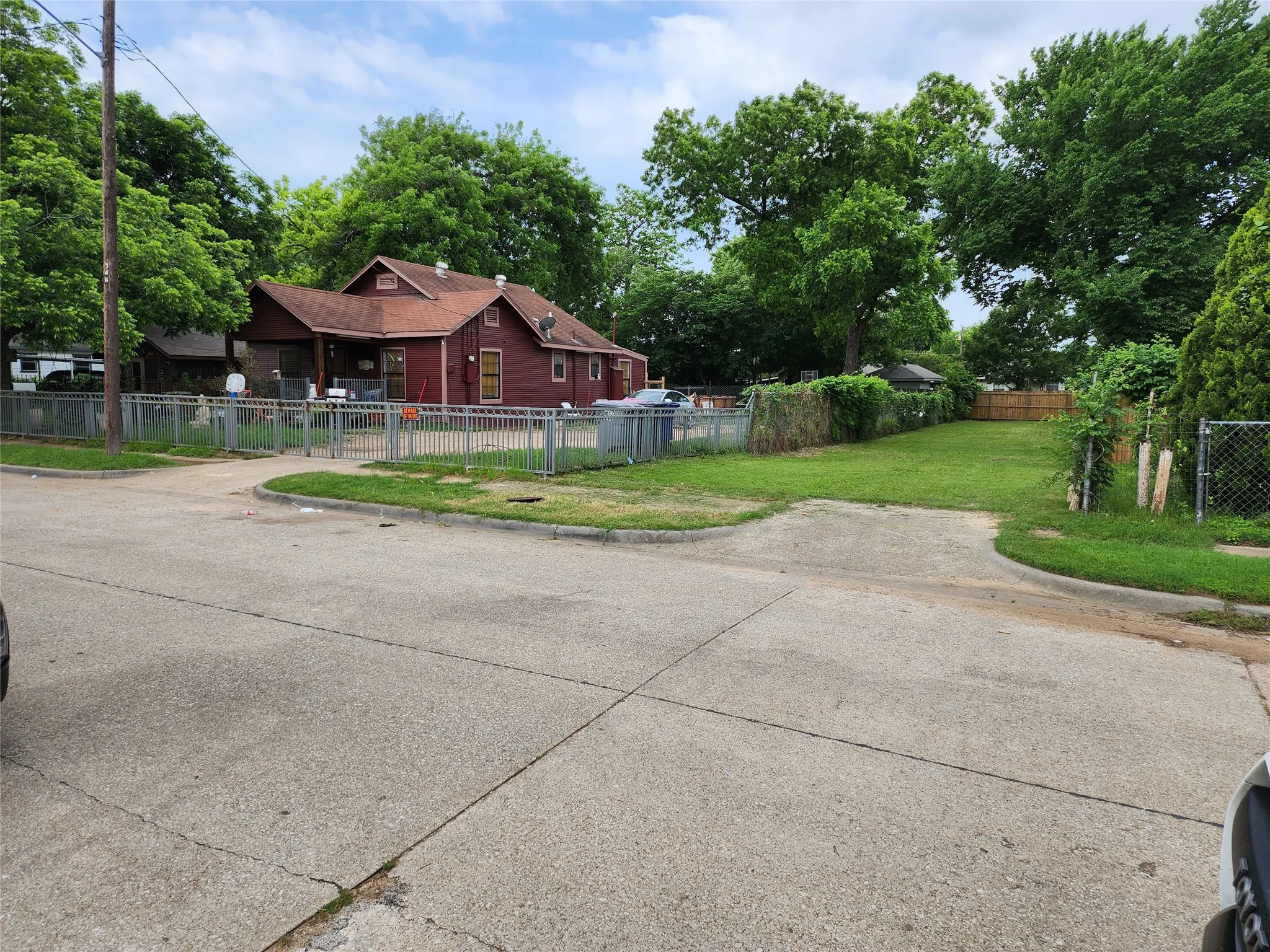 Improved Land For Sale in Dallas County , 3115 Parvia Avenue, Dallas, Texas 75212, 0, 0, Garage spaces, 0 Sqft, built in 1948, mls#21190467, Real Estate Agent in Dallas, Homes For Sale in Dallas county, Homes For Sale in Dallas, Realtor in Dallas Texas, Real Estate Brokerage Independent Realty Texas, Luminita Cordes Realtor