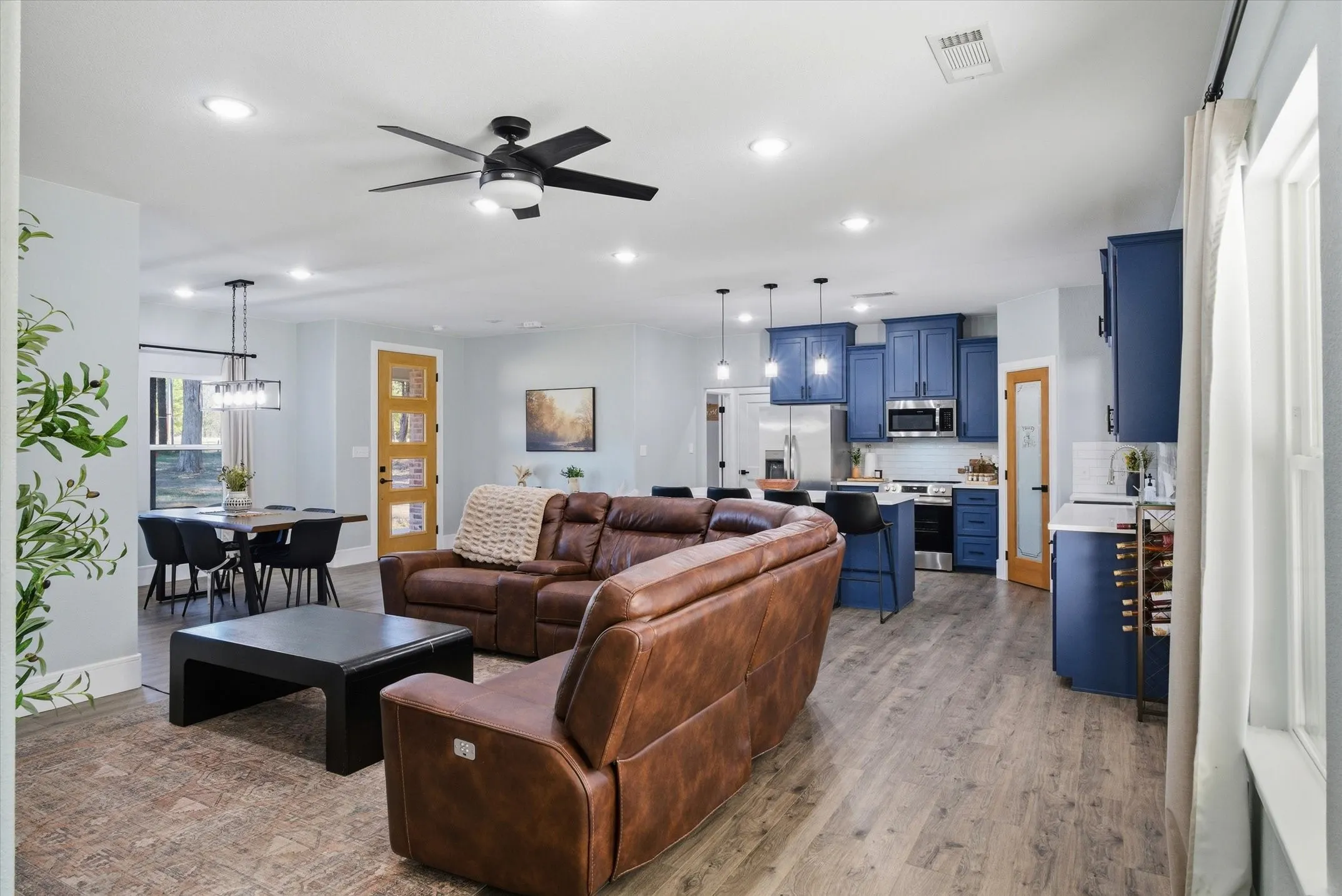 Single Family Residence For Sale in Rains County , 1159 Highway 276, Emory, Texas 75440, 3 Bedroom, 2 Bathroom, 2 Garage spaces, 1,800 Sqft, built in 2025, mls#21187370, Real Estate Agent in Emory, Homes For Sale in Rains county, Homes For Sale in Emory, Realtor in Emory Texas, Real Estate Brokerage Independent Realty Texas, Luminita Cordes Realtor