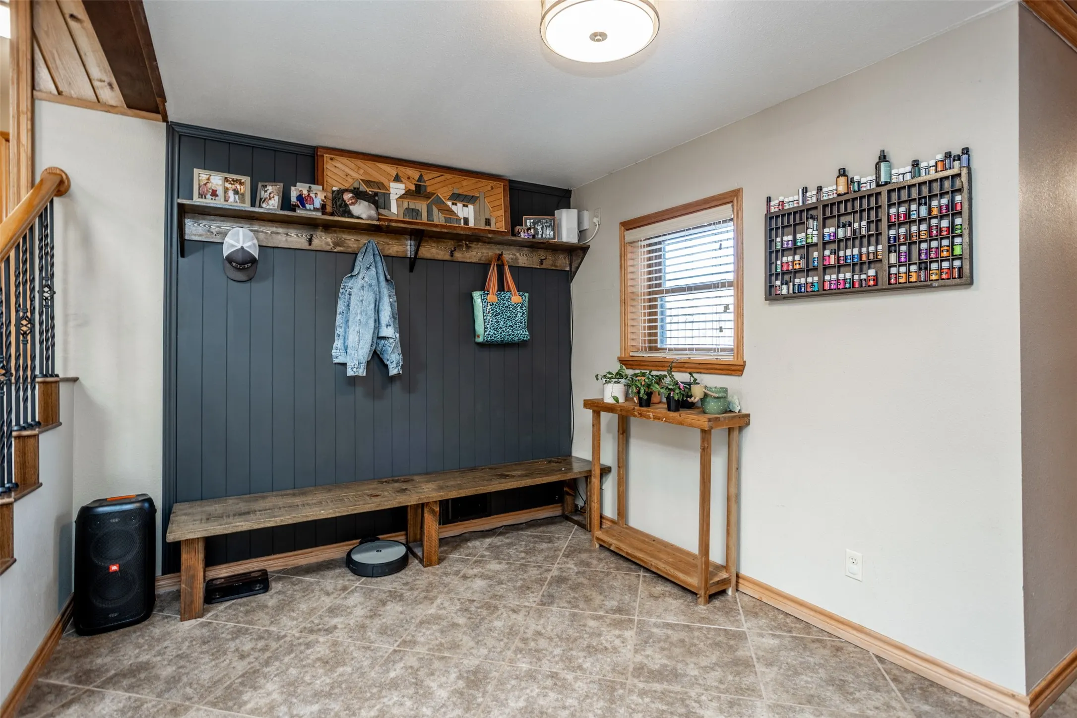 Single Family Residence For Sale in Cooke County , 231 Hickory Street, Lindsay, Texas 76250, 3 Bedroom, 3 Bathroom, 2 Garage spaces, 2,549 Sqft, built in 1980, Preowned, Price $575,000, mls#21189593, Real Estate Agent in Lindsay, Homes For Sale in Cooke county, Homes For Sale in Lindsay, Realtor in Lindsay Texas, Real Estate Brokerage Independent Realty Texas, Luminita Cordes Realtor