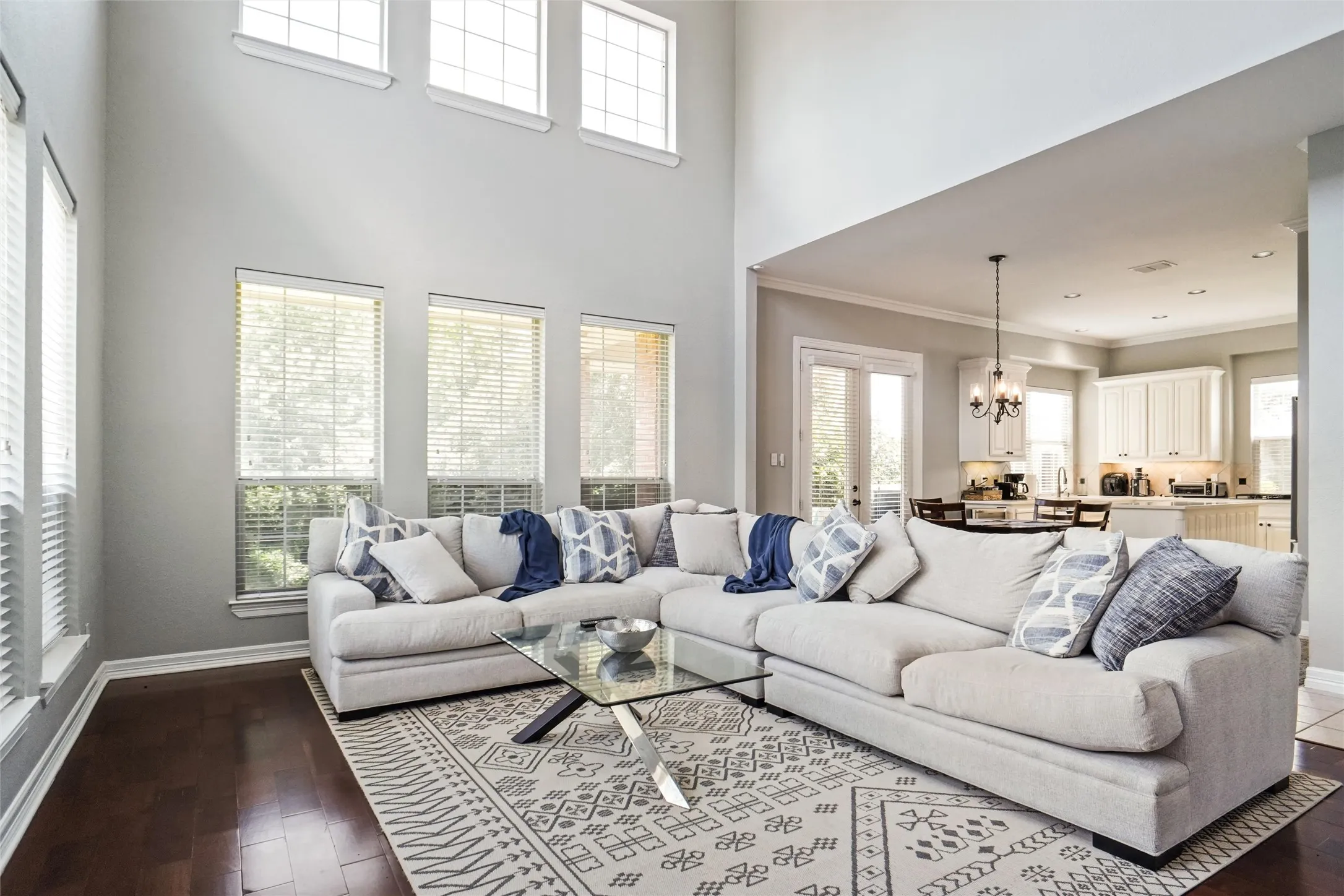 Single Family Residence For Sale in Dallas County , 984 E Bethel School Road, Coppell, Texas 75019, 5 Bedroom, 4 Bathroom, 3 Garage spaces, 3,610 Sqft, built in 1998, Preowned, mls#21185983, Real Estate Agent in Coppell, Homes For Sale in Dallas county, Homes For Sale in Coppell, Realtor in Coppell Texas, Real Estate Brokerage Independent Realty Texas, Luminita Cordes Realtor