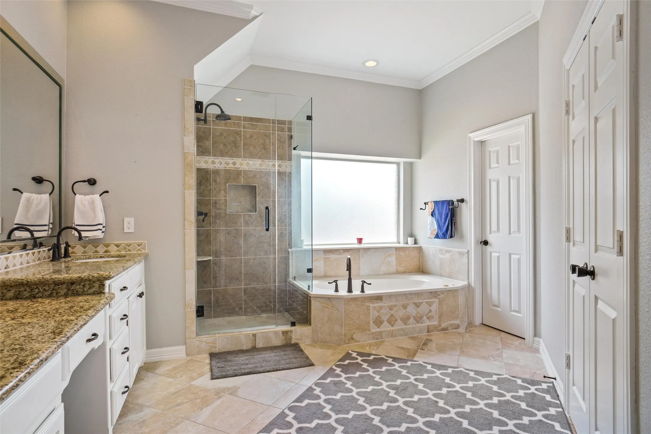 Single Family Residence For Sale in Dallas County , 984 E Bethel School Road, Coppell, Texas 75019, 5 Bedroom, 4 Bathroom, 3 Garage spaces, 3,610 Sqft, built in 1998, Preowned, mls#21185983, Real Estate Agent in Coppell, Homes For Sale in Dallas county, Homes For Sale in Coppell, Realtor in Coppell Texas, Real Estate Brokerage Independent Realty Texas, Luminita Cordes Realtor
