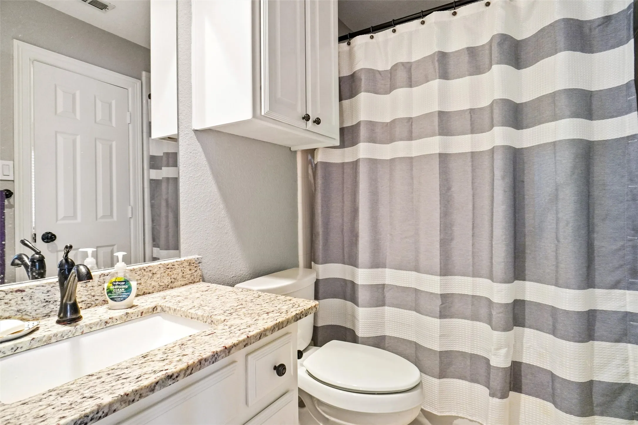 Single Family Residence For Sale in Dallas County , 984 E Bethel School Road, Coppell, Texas 75019, 5 Bedroom, 4 Bathroom, 3 Garage spaces, 3,610 Sqft, built in 1998, Preowned, mls#21185983, Real Estate Agent in Coppell, Homes For Sale in Dallas county, Homes For Sale in Coppell, Realtor in Coppell Texas, Real Estate Brokerage Independent Realty Texas, Luminita Cordes Realtor