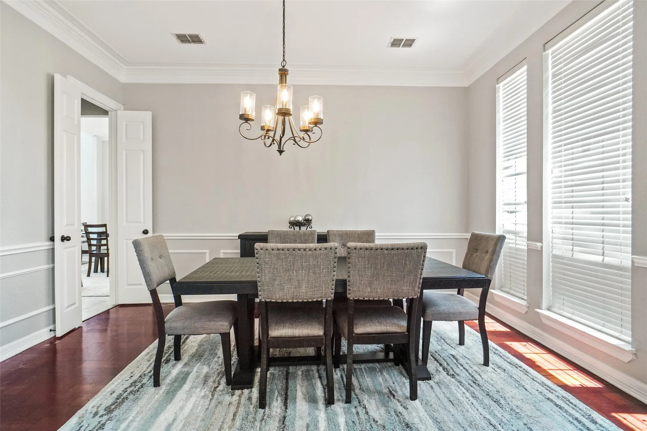 Single Family Residence For Sale in Dallas County , 984 E Bethel School Road, Coppell, Texas 75019, 5 Bedroom, 4 Bathroom, 3 Garage spaces, 3,610 Sqft, built in 1998, Preowned, mls#21185983, Real Estate Agent in Coppell, Homes For Sale in Dallas county, Homes For Sale in Coppell, Realtor in Coppell Texas, Real Estate Brokerage Independent Realty Texas, Luminita Cordes Realtor