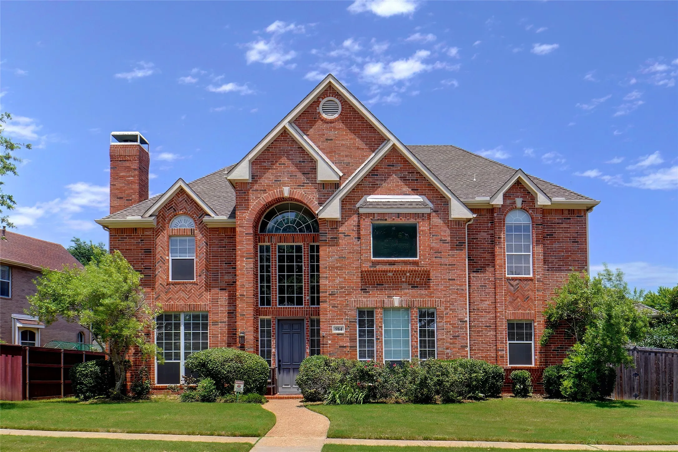 Single Family Residence For Sale in Dallas County , 984 E Bethel School Road, Coppell, Texas 75019, 5 Bedroom, 4 Bathroom, 3 Garage spaces, 3,610 Sqft, built in 1998, Preowned, mls#21185983, Real Estate Agent in Coppell, Homes For Sale in Dallas county, Homes For Sale in Coppell, Realtor in Coppell Texas, Real Estate Brokerage Independent Realty Texas, Luminita Cordes Realtor