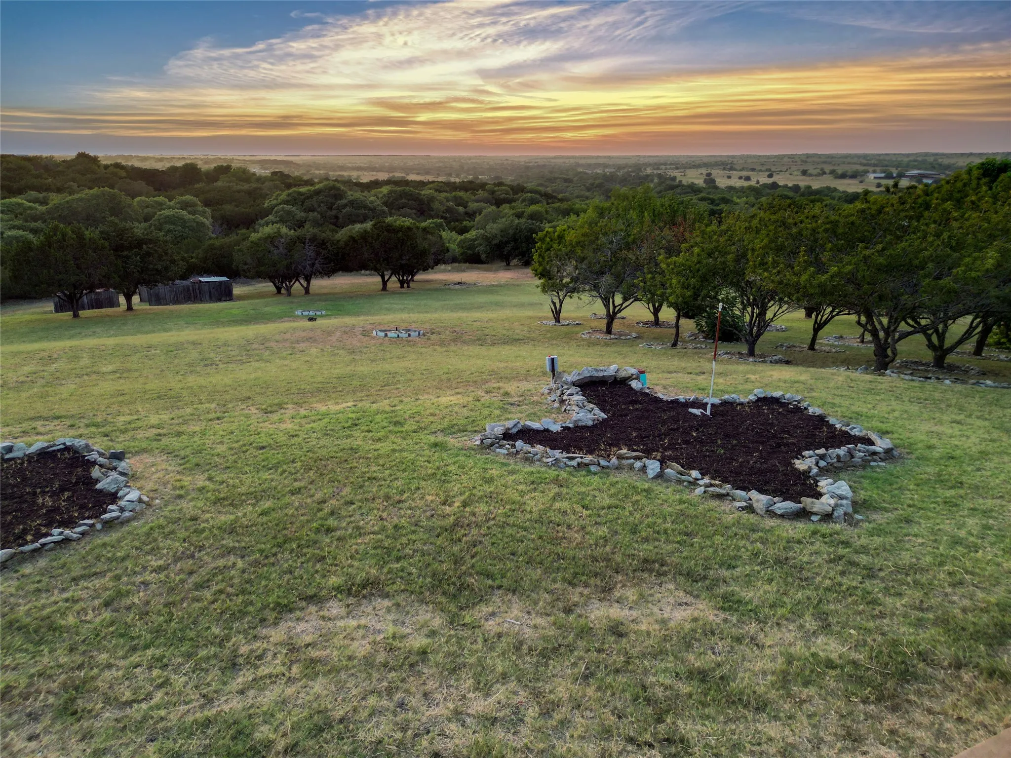 Single Family Residence For Sale in Parker County , 270 Stone Mountain Road, Cresson, Texas 76035, 4 Bedroom, 3 Bathroom, 2 Garage spaces, 2,710 Sqft, built in 1999, mls#21190603, Real Estate Agent in Cresson, Homes For Sale in Parker county, Homes For Sale in Cresson, Realtor in Cresson Texas, Real Estate Brokerage Independent Realty Texas, Luminita Cordes Realtor