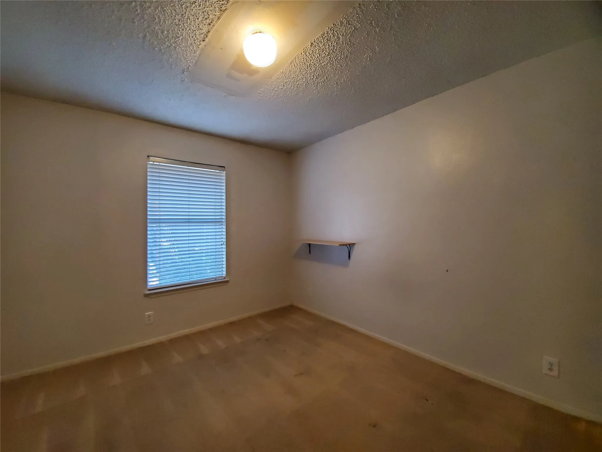 Duplex For Rent in Denton County , 1002 Mulkey Lane, Denton, Texas 76209, 3 Bedroom, 1 Bathroom, Garage spaces, 1,108 Sqft, built in 1993, Preowned, mls#21190701, Real Estate Agent in Denton, Homes For Rent in Denton county, Homes For Rent in Denton, Realtor in Denton Texas, Real Estate Brokerage Independent Realty Texas, Luminita Cordes Realtor