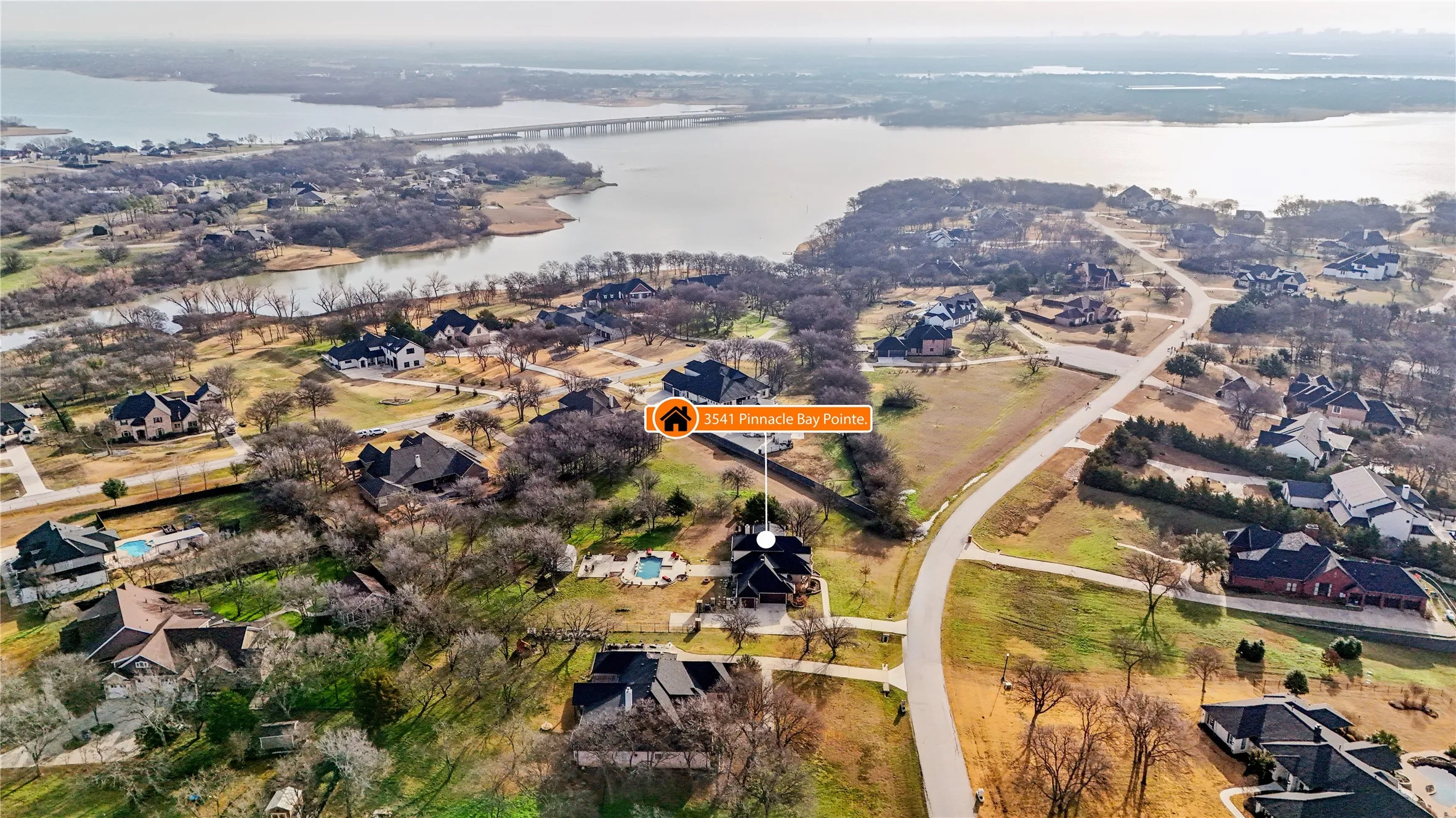 Boat ramp is 3 minutes from the house.