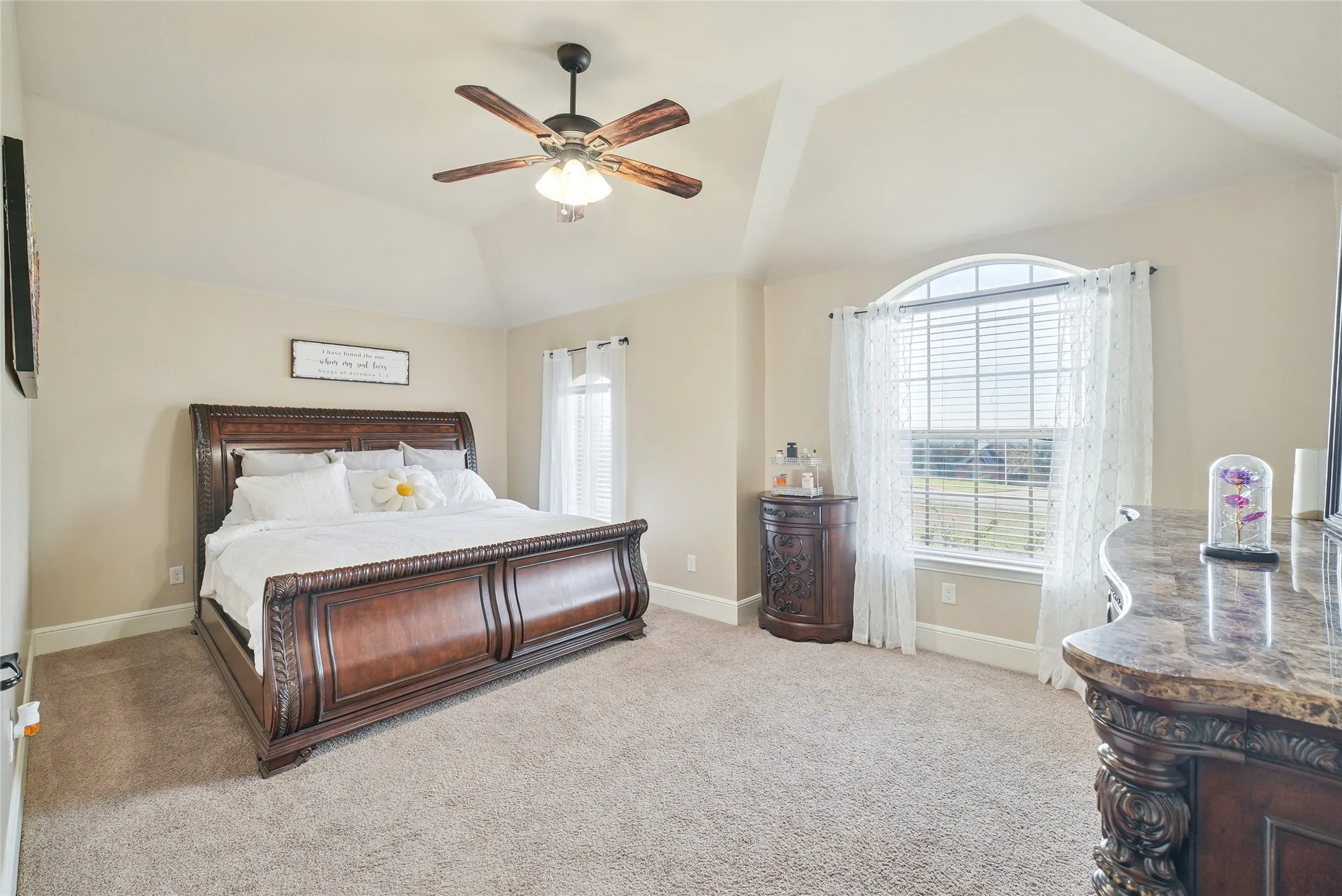 Single Family Residence For Sale in Denton County , 3541 Pinnacle Bay Point, Little Elm, Texas 75068, 5 Bedroom, 3 Bathroom, 3 Garage spaces, 3,024 Sqft, built in 2012, mls#21190299, Real Estate Agent in Little Elm, Homes For Sale in Denton county, Homes For Sale in Little Elm, Realtor in Little Elm Texas, Real Estate Brokerage Independent Realty Texas, Luminita Cordes Realtor