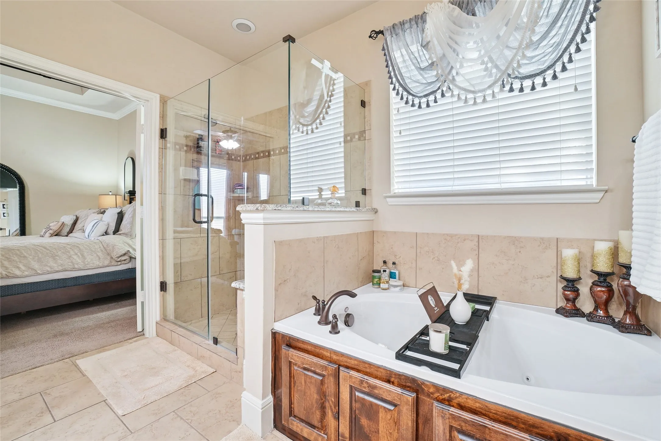 Single Family Residence For Sale in Denton County , 3541 Pinnacle Bay Point, Little Elm, Texas 75068, 5 Bedroom, 3 Bathroom, 3 Garage spaces, 3,024 Sqft, built in 2012, mls#21190299, Real Estate Agent in Little Elm, Homes For Sale in Denton county, Homes For Sale in Little Elm, Realtor in Little Elm Texas, Real Estate Brokerage Independent Realty Texas, Luminita Cordes Realtor