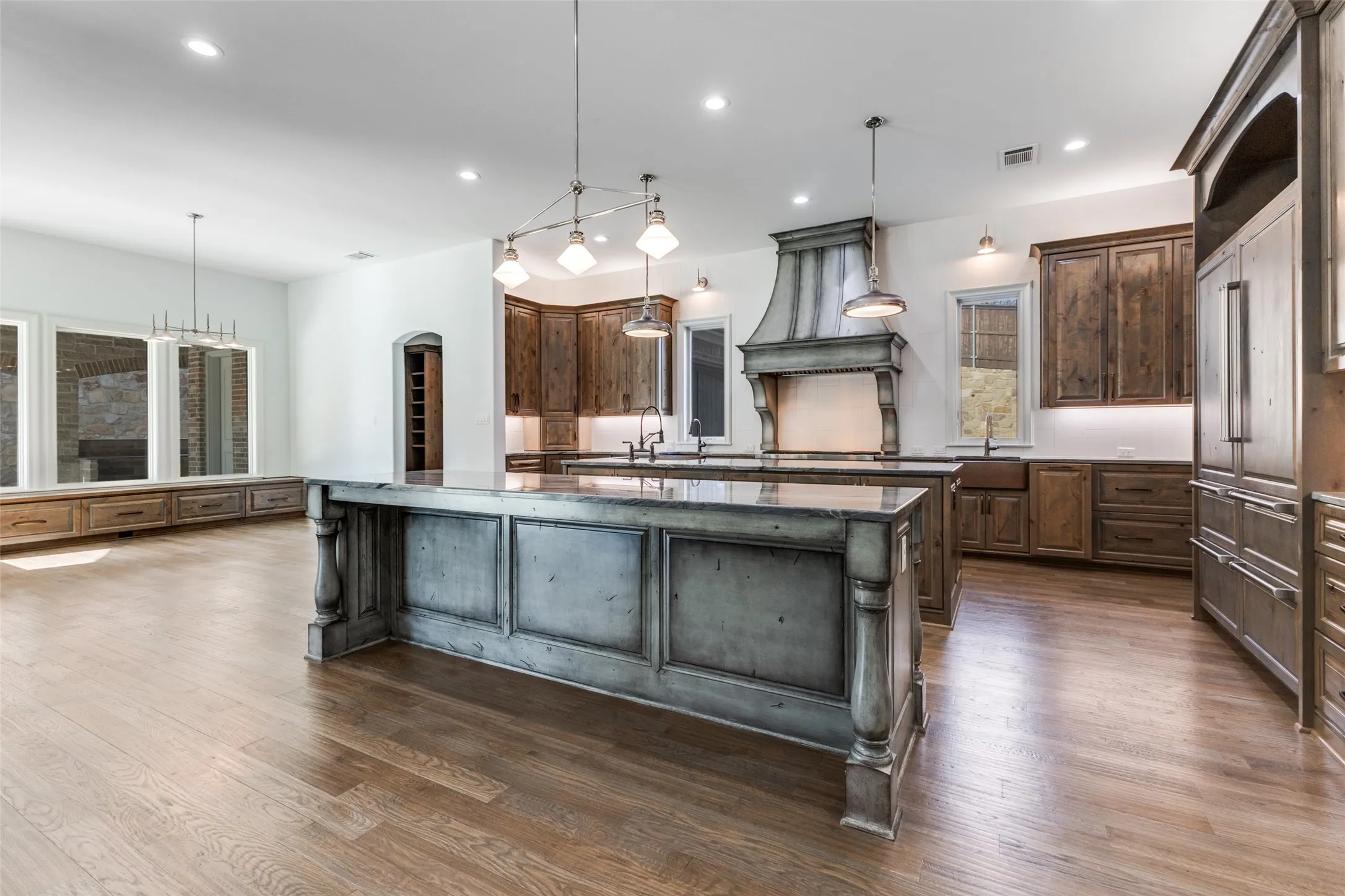 Kitchen is jaw-dropping and dining area is perfectly located!