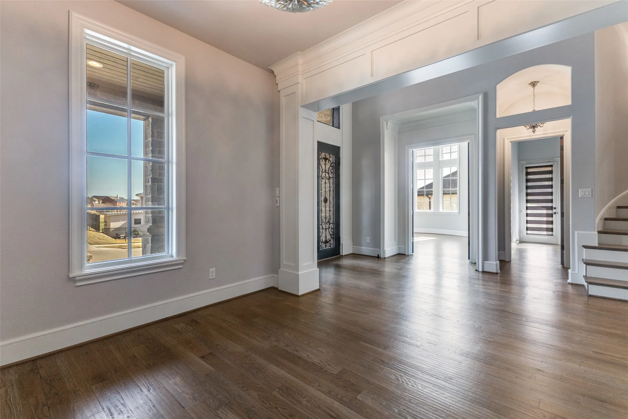 Front room would be a perfect spot for that Baby Grand Piano!