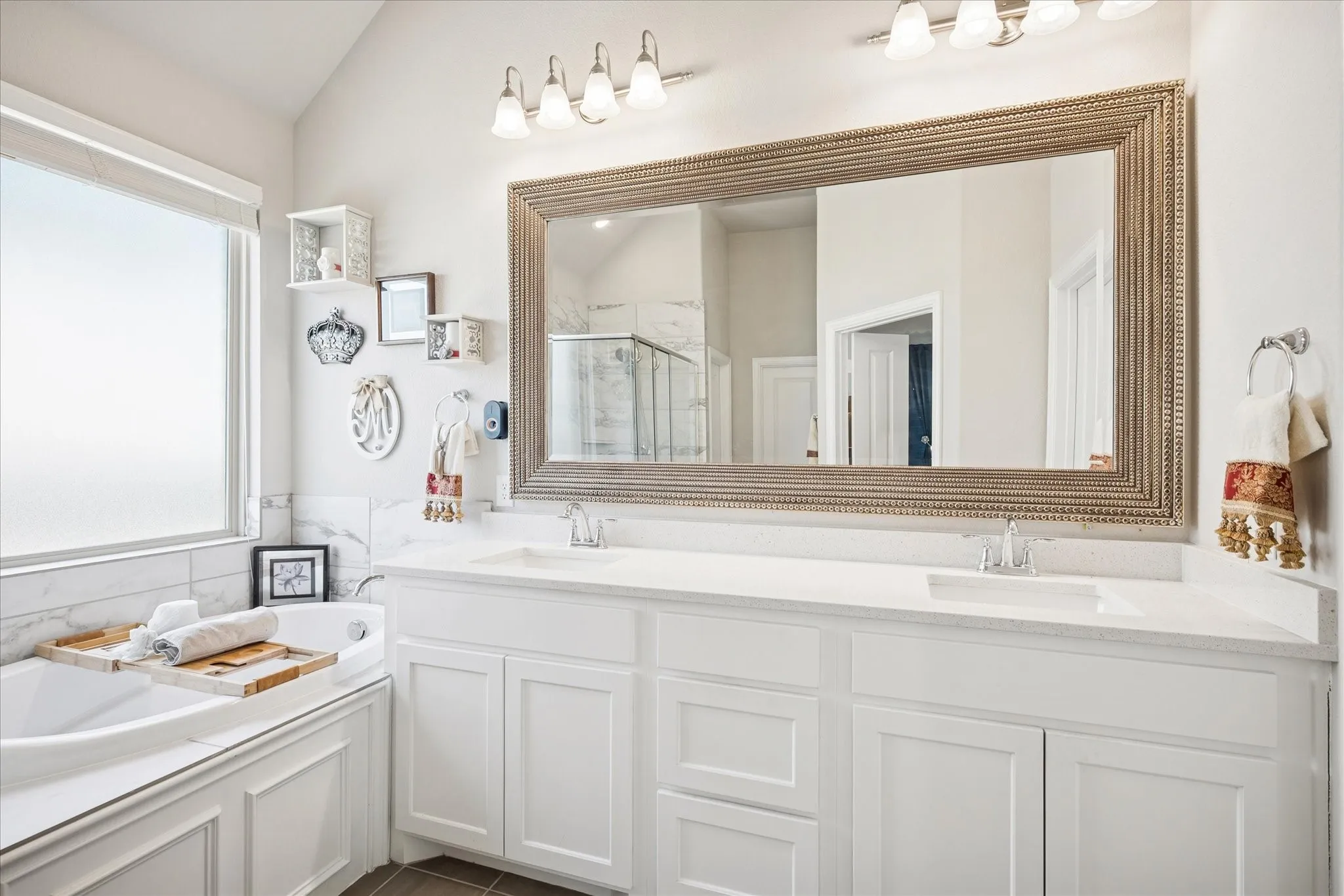 Single Family Residence For Sale in Collin County , 6566 Palo Alto Street, Mc Kinney, Texas 75070, 4 Bedroom, 3 Bathroom, 3 Garage spaces, 2,220 Sqft, built in 2020, mls#21187162, Real Estate Agent in Mc Kinney, Homes For Sale in Collin county, Homes For Sale in Mc Kinney, Realtor in Mc Kinney Texas, Real Estate Brokerage Independent Realty Texas, Luminita Cordes Realtor