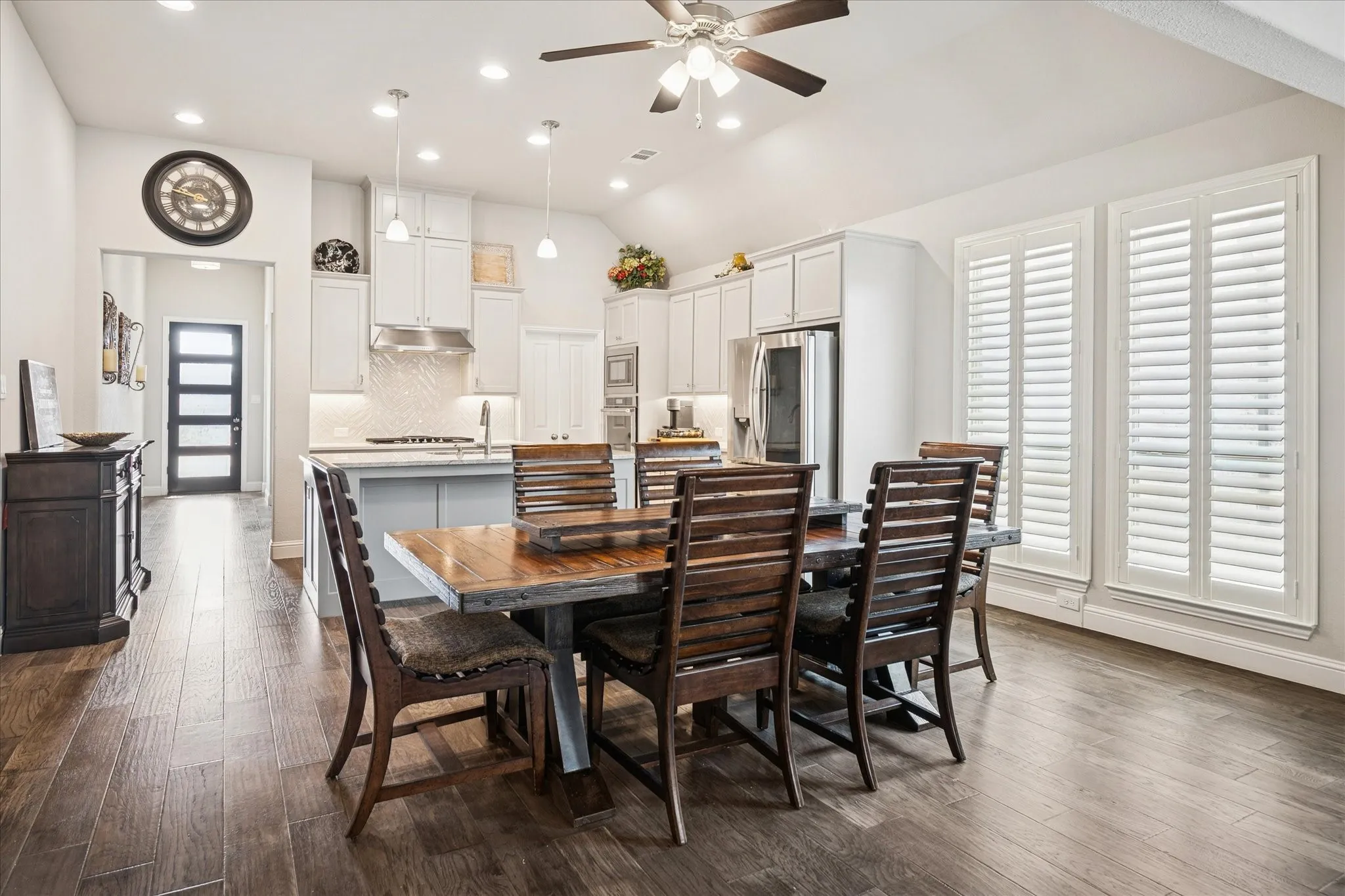 Single Family Residence For Sale in Collin County , 6566 Palo Alto Street, Mc Kinney, Texas 75070, 4 Bedroom, 3 Bathroom, 3 Garage spaces, 2,220 Sqft, built in 2020, mls#21187162, Real Estate Agent in Mc Kinney, Homes For Sale in Collin county, Homes For Sale in Mc Kinney, Realtor in Mc Kinney Texas, Real Estate Brokerage Independent Realty Texas, Luminita Cordes Realtor
