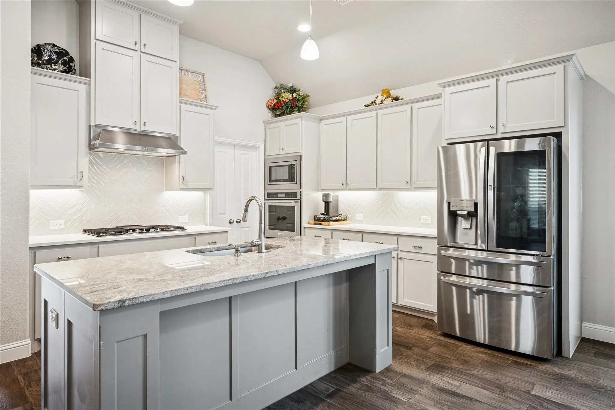 Single Family Residence For Sale in Collin County , 6566 Palo Alto Street, Mc Kinney, Texas 75070, 4 Bedroom, 3 Bathroom, 3 Garage spaces, 2,220 Sqft, built in 2020, mls#21187162, Real Estate Agent in Mc Kinney, Homes For Sale in Collin county, Homes For Sale in Mc Kinney, Realtor in Mc Kinney Texas, Real Estate Brokerage Independent Realty Texas, Luminita Cordes Realtor