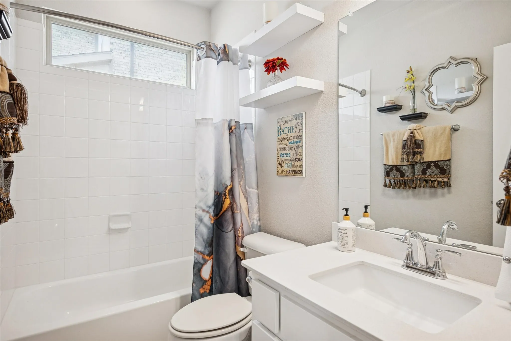 Single Family Residence For Sale in Collin County , 6566 Palo Alto Street, Mc Kinney, Texas 75070, 4 Bedroom, 3 Bathroom, 3 Garage spaces, 2,220 Sqft, built in 2020, mls#21187162, Real Estate Agent in Mc Kinney, Homes For Sale in Collin county, Homes For Sale in Mc Kinney, Realtor in Mc Kinney Texas, Real Estate Brokerage Independent Realty Texas, Luminita Cordes Realtor