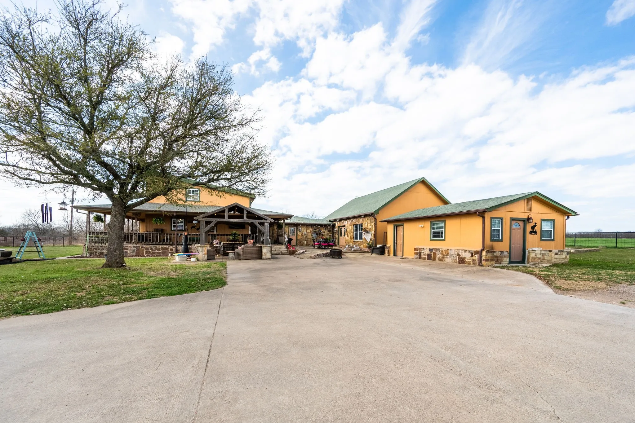 Welcome to your own piece of Country Paradise!