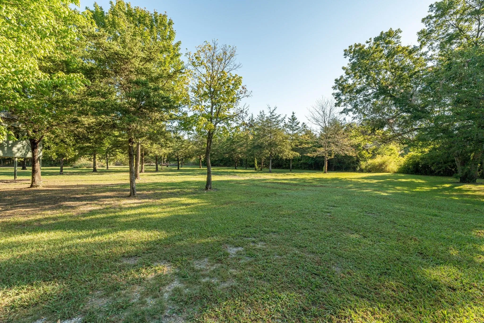 Single Family Residence For Sale in Fannin County , 2691 County Road 3335, Ladonia, Texas 75449, 2 Bedrooms, 2 Bathrooms, Garage spaces, 2,400 Sqft, built in 2008, Price $477,000, mls#21190111, Real Estate Agent in Ladonia, Homes For Sale in Fannin county, Homes For Sale in Ladonia, Realtor in Ladonia Texas, Real Estate Brokerage Independent Realty Texas, Luminita Cordes Realtor