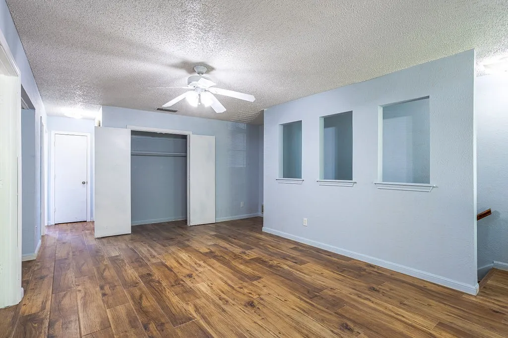 Single Family Residence For Sale in Collin County , 4444 Boston Drive, Plano, Texas 75093, 4 Bedroom, 3 Bathroom, 2 Garage spaces, 2,465 Sqft, built in 1980, mls#21167105, Real Estate Agent in Plano, Homes For Sale in Collin county, Homes For Sale in Plano, Realtor in Plano Texas, Real Estate Brokerage Independent Realty Texas, Luminita Cordes Realtor