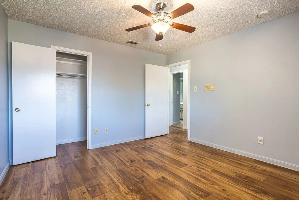 Single Family Residence For Sale in Collin County , 4444 Boston Drive, Plano, Texas 75093, 4 Bedroom, 3 Bathroom, 2 Garage spaces, 2,465 Sqft, built in 1980, mls#21167105, Real Estate Agent in Plano, Homes For Sale in Collin county, Homes For Sale in Plano, Realtor in Plano Texas, Real Estate Brokerage Independent Realty Texas, Luminita Cordes Realtor