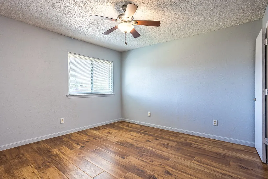 Single Family Residence For Sale in Collin County , 4444 Boston Drive, Plano, Texas 75093, 4 Bedroom, 3 Bathroom, 2 Garage spaces, 2,465 Sqft, built in 1980, mls#21167105, Real Estate Agent in Plano, Homes For Sale in Collin county, Homes For Sale in Plano, Realtor in Plano Texas, Real Estate Brokerage Independent Realty Texas, Luminita Cordes Realtor