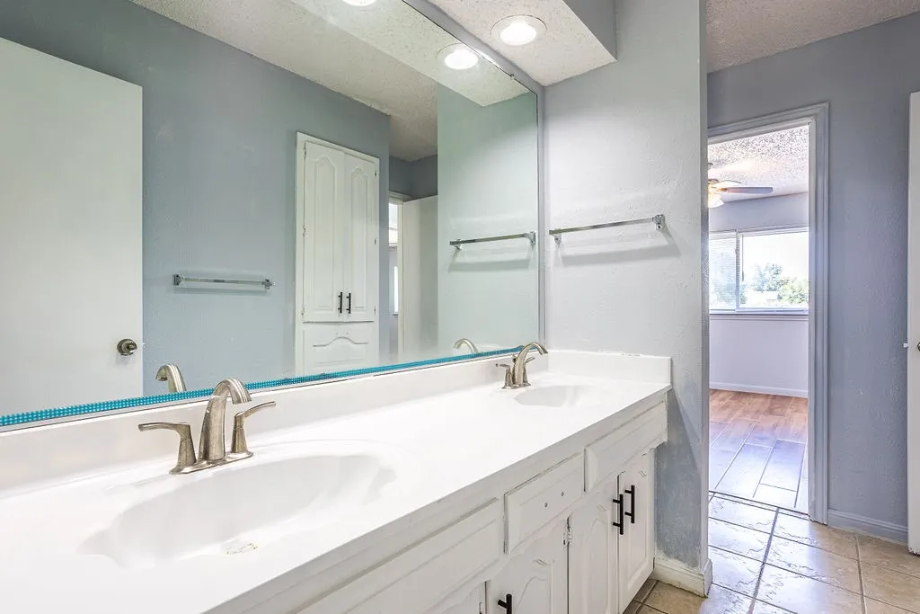 Single Family Residence For Sale in Collin County , 4444 Boston Drive, Plano, Texas 75093, 4 Bedroom, 3 Bathroom, 2 Garage spaces, 2,465 Sqft, built in 1980, mls#21167105, Real Estate Agent in Plano, Homes For Sale in Collin county, Homes For Sale in Plano, Realtor in Plano Texas, Real Estate Brokerage Independent Realty Texas, Luminita Cordes Realtor