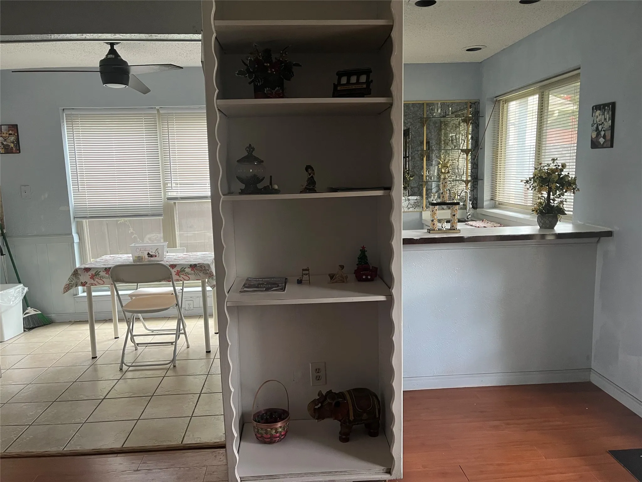 Single Family Residence For Sale in Collin County , 4444 Boston Drive, Plano, Texas 75093, 4 Bedroom, 3 Bathroom, 2 Garage spaces, 2,465 Sqft, built in 1980, mls#21167105, Real Estate Agent in Plano, Homes For Sale in Collin county, Homes For Sale in Plano, Realtor in Plano Texas, Real Estate Brokerage Independent Realty Texas, Luminita Cordes Realtor