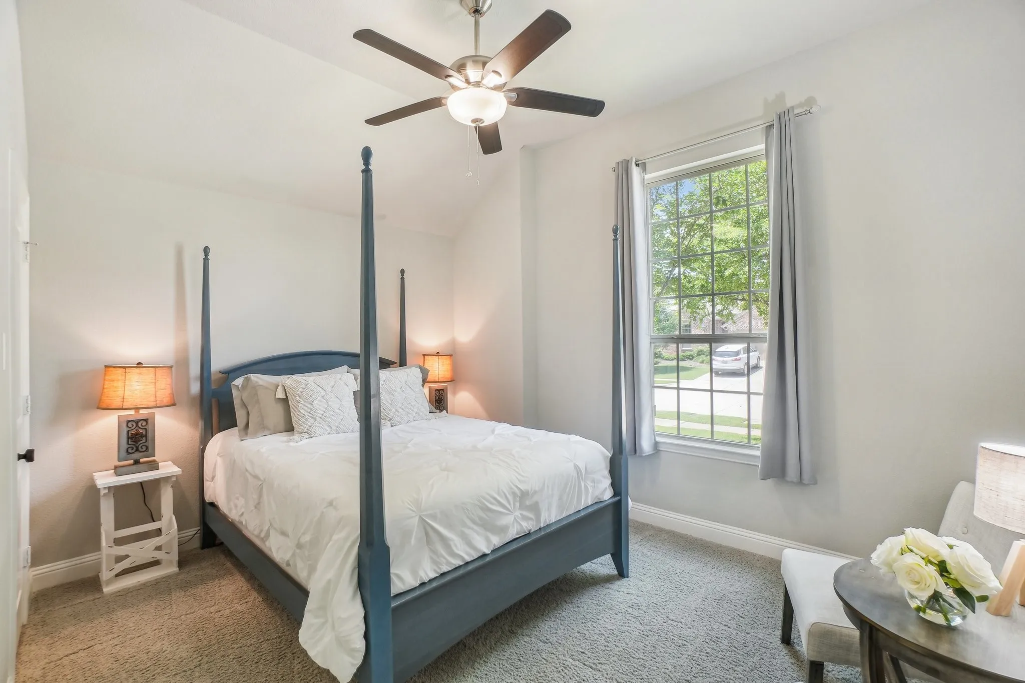 Secondary bedroom