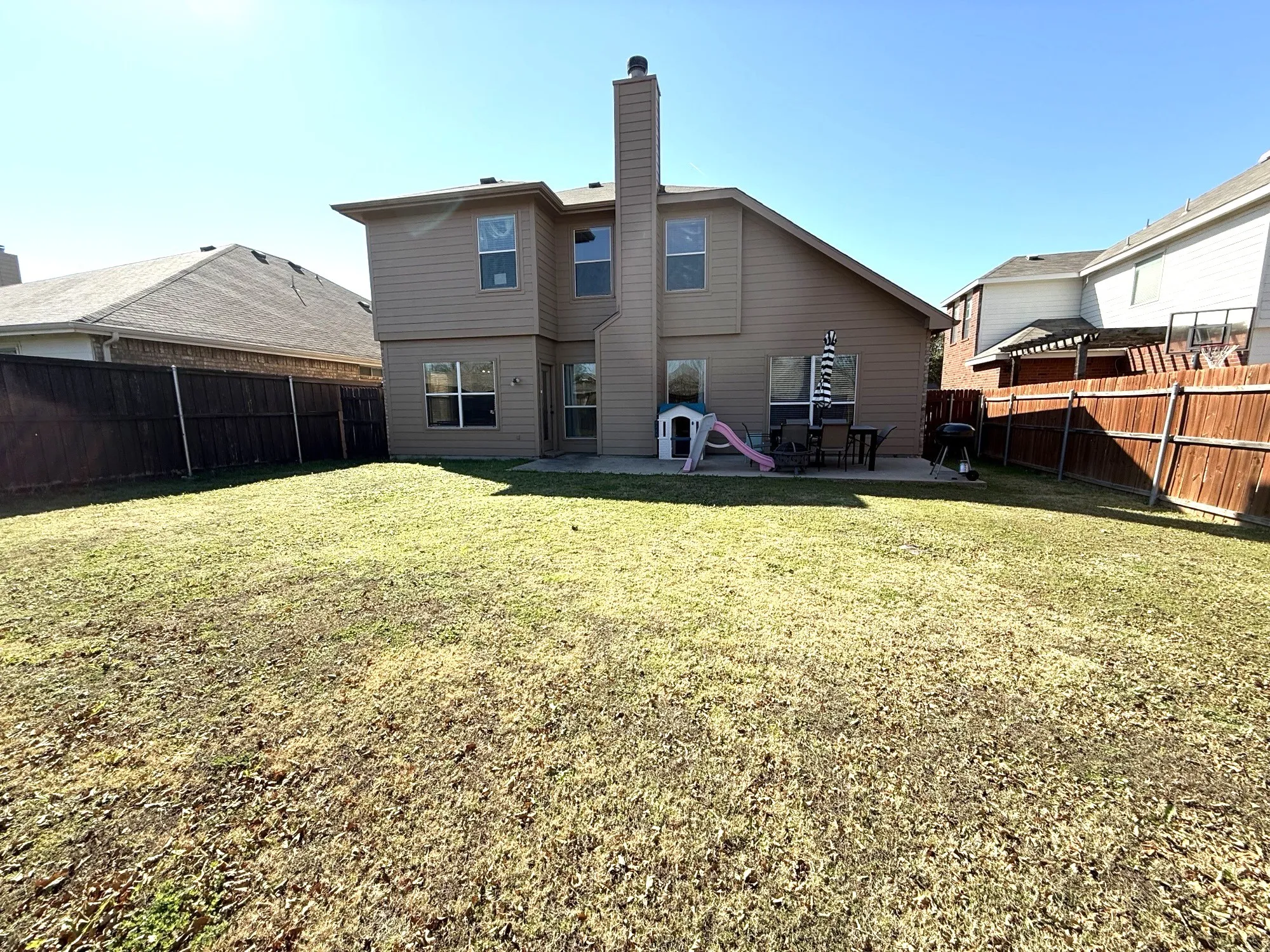 Single Family Residence For Sale in Denton County , 1627 Heron Drive, Aubrey, Texas 76227, 3 Bedroom, 3 Bathroom, 2 Garage spaces, 2,266 Sqft, built in 2004, Preowned, mls#21190618, Real Estate Agent in Aubrey, Homes For Sale in Denton county, Homes For Sale in Aubrey, Realtor in Aubrey Texas, Real Estate Brokerage Independent Realty Texas, Luminita Cordes Realtor
