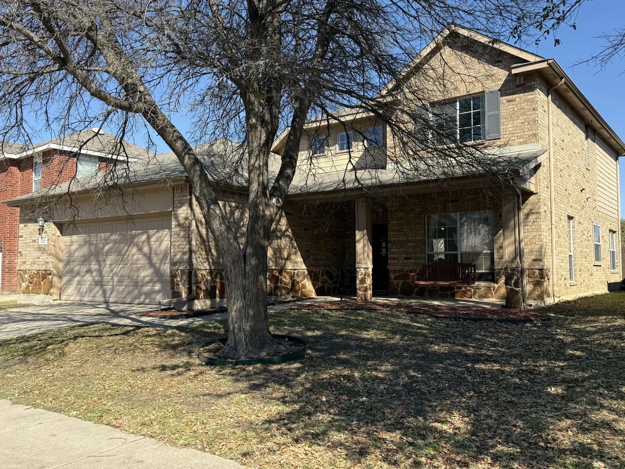 Single Family Residence For Sale in Denton County , 1627 Heron Drive, Aubrey, Texas 76227, 3 Bedroom, 3 Bathroom, 2 Garage spaces, 2,266 Sqft, built in 2004, Preowned, mls#21190618, Real Estate Agent in Aubrey, Homes For Sale in Denton county, Homes For Sale in Aubrey, Realtor in Aubrey Texas, Real Estate Brokerage Independent Realty Texas, Luminita Cordes Realtor