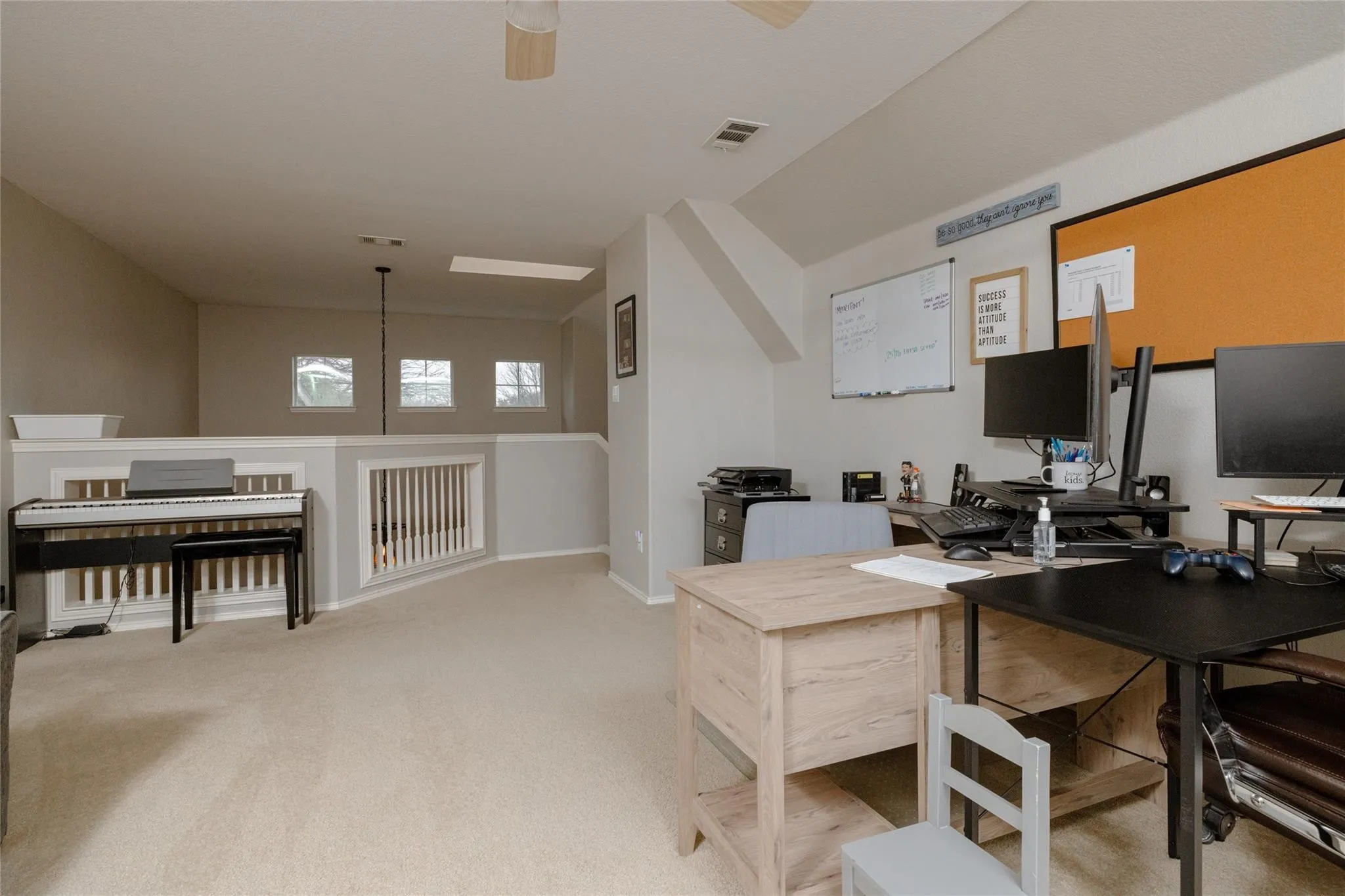 Single Family Residence For Sale in Denton County , 1627 Heron Drive, Aubrey, Texas 76227, 3 Bedroom, 3 Bathroom, 2 Garage spaces, 2,266 Sqft, built in 2004, Preowned, mls#21190618, Real Estate Agent in Aubrey, Homes For Sale in Denton county, Homes For Sale in Aubrey, Realtor in Aubrey Texas, Real Estate Brokerage Independent Realty Texas, Luminita Cordes Realtor